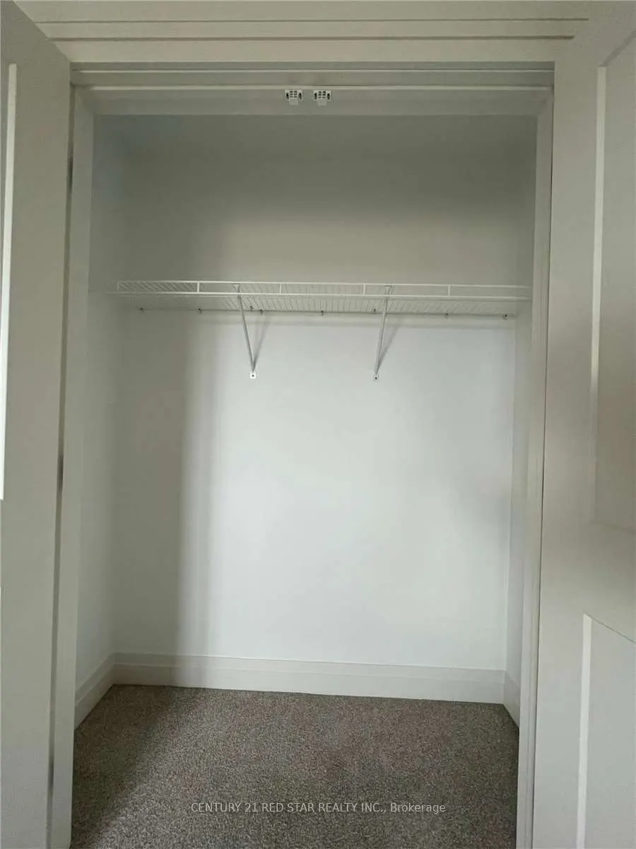24 Rosina Lane