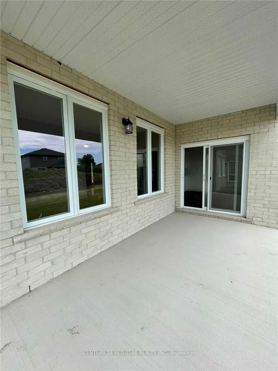 24 Rosina Lane