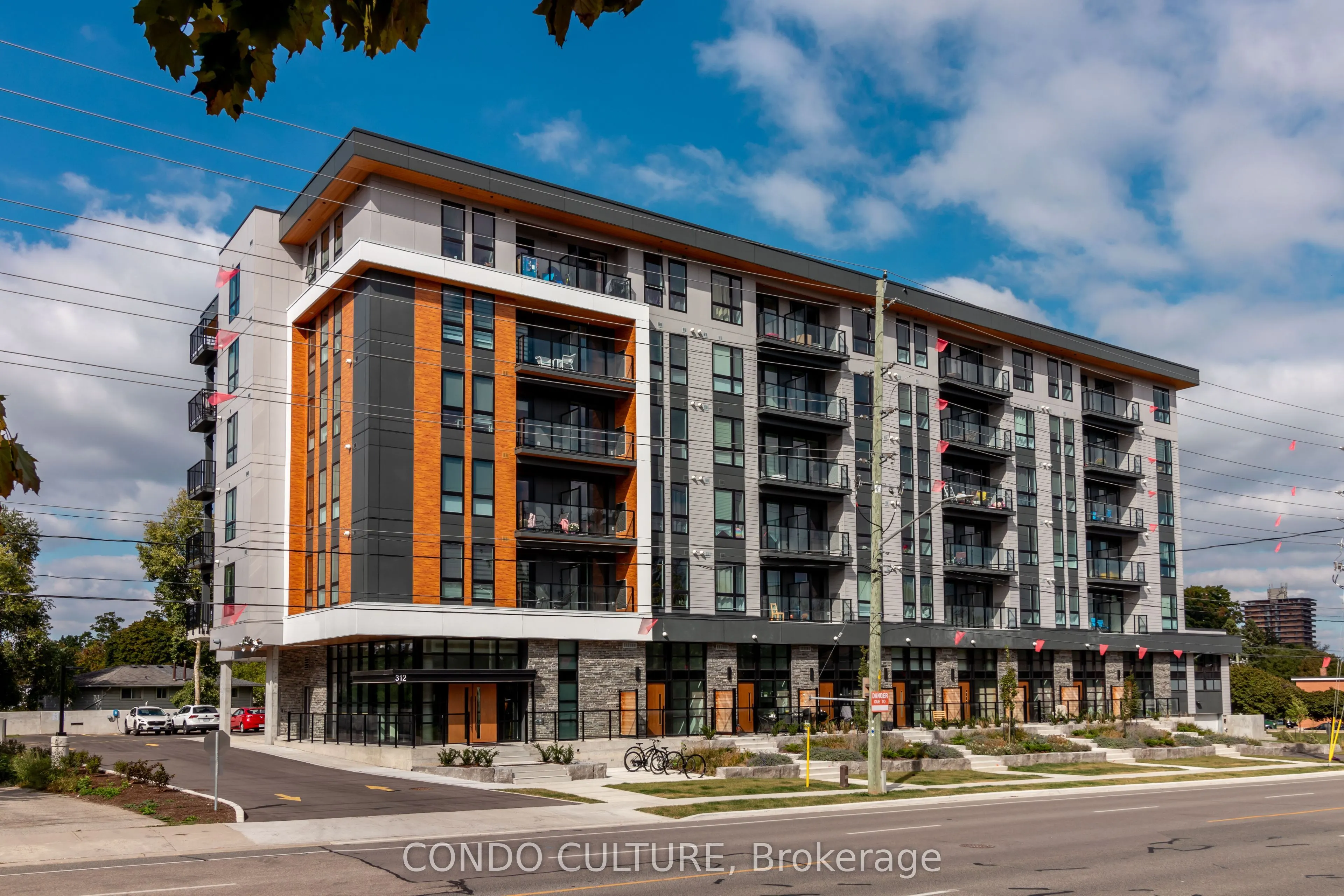 312 Erb Street W, #402