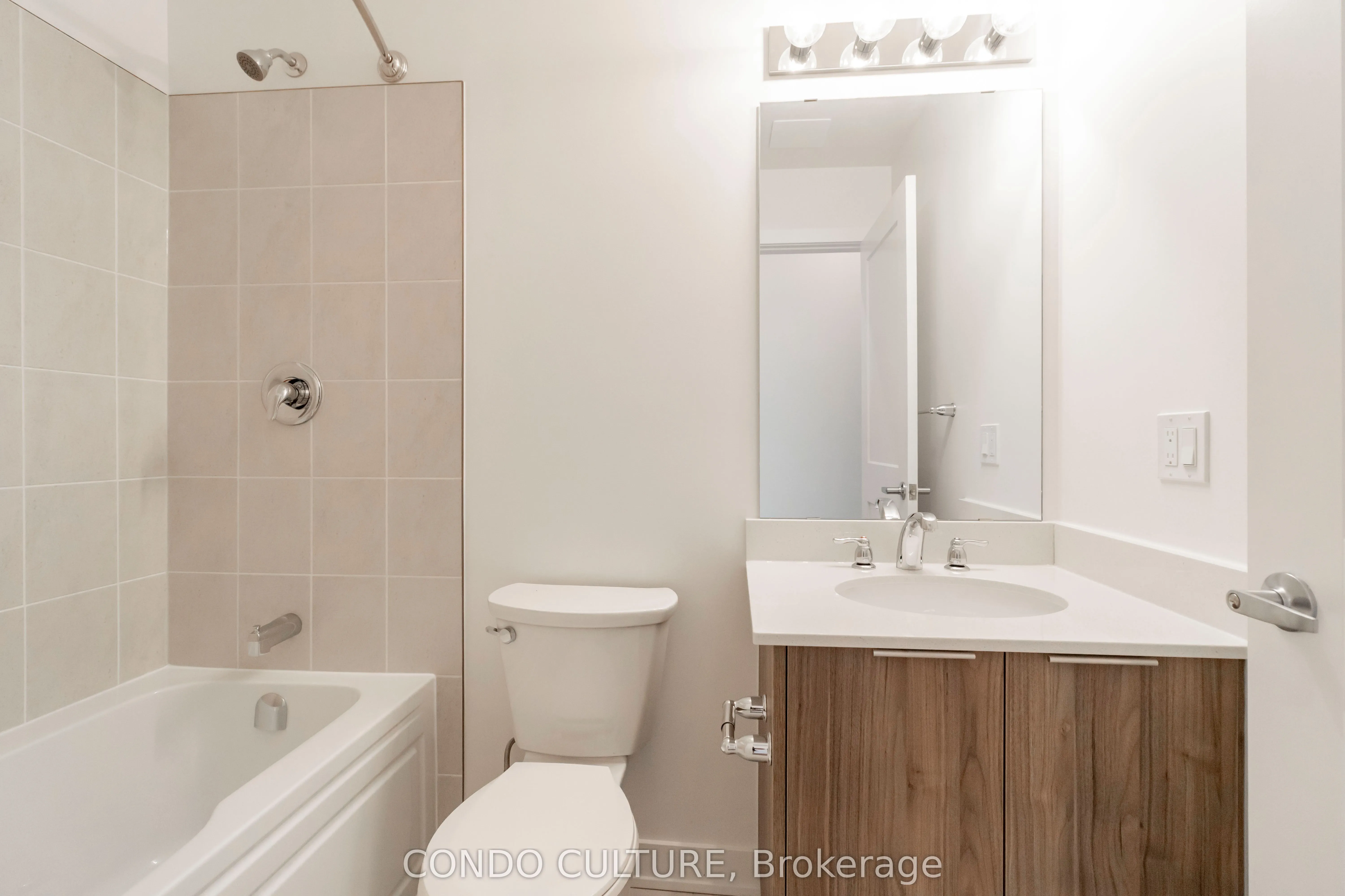 312 Erb Street W, #402