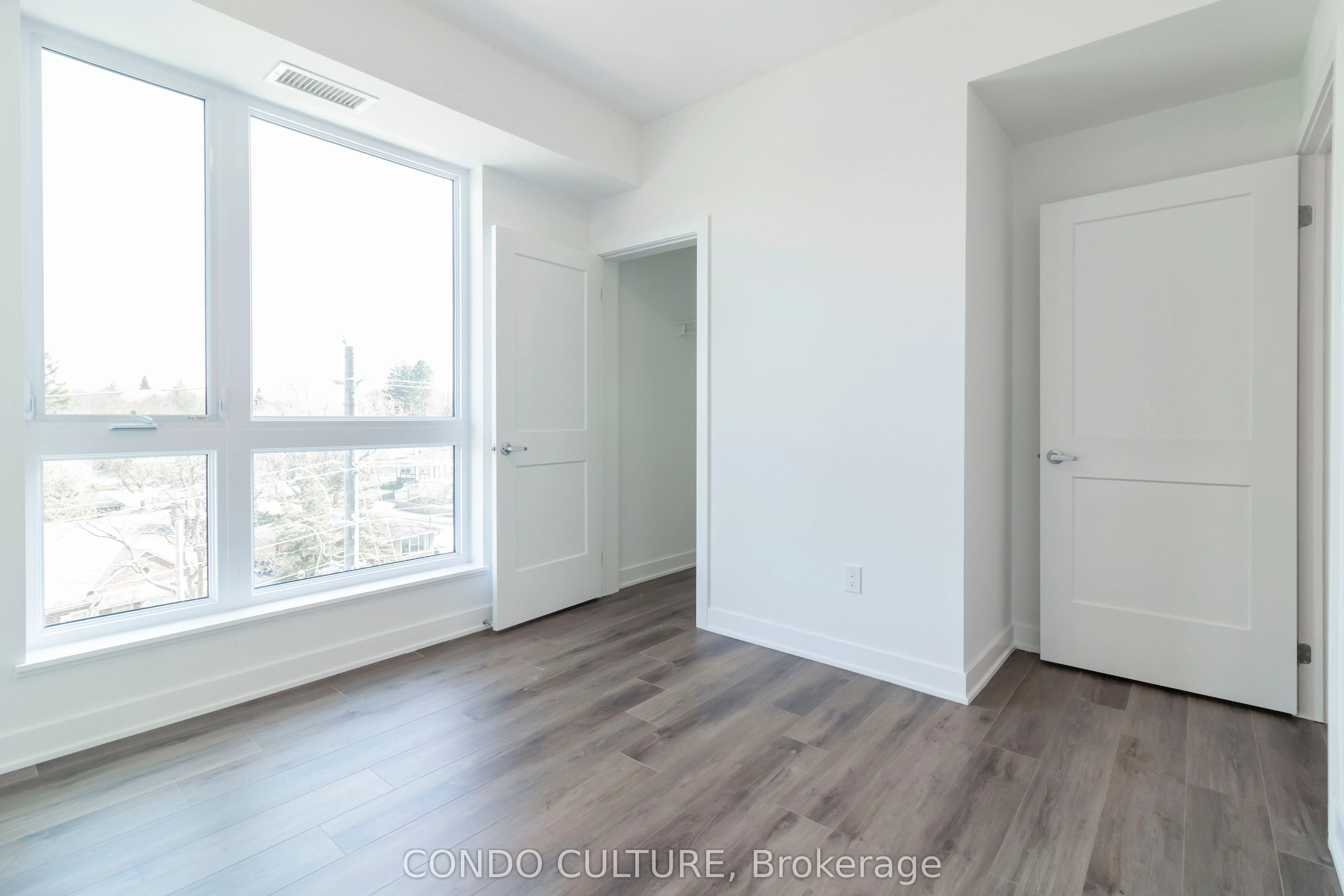 312 Erb Street W, #402