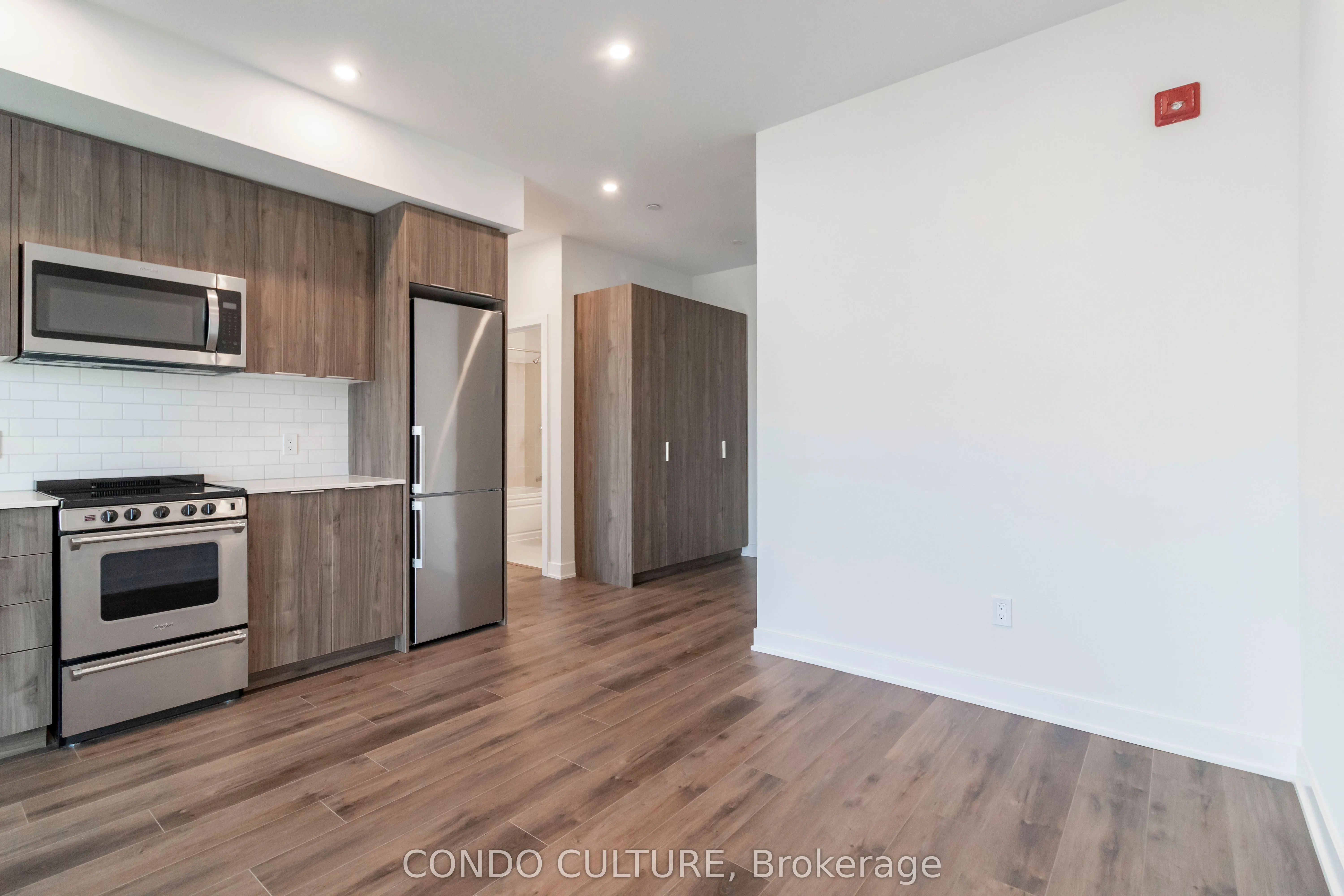 312 Erb Street W, #402