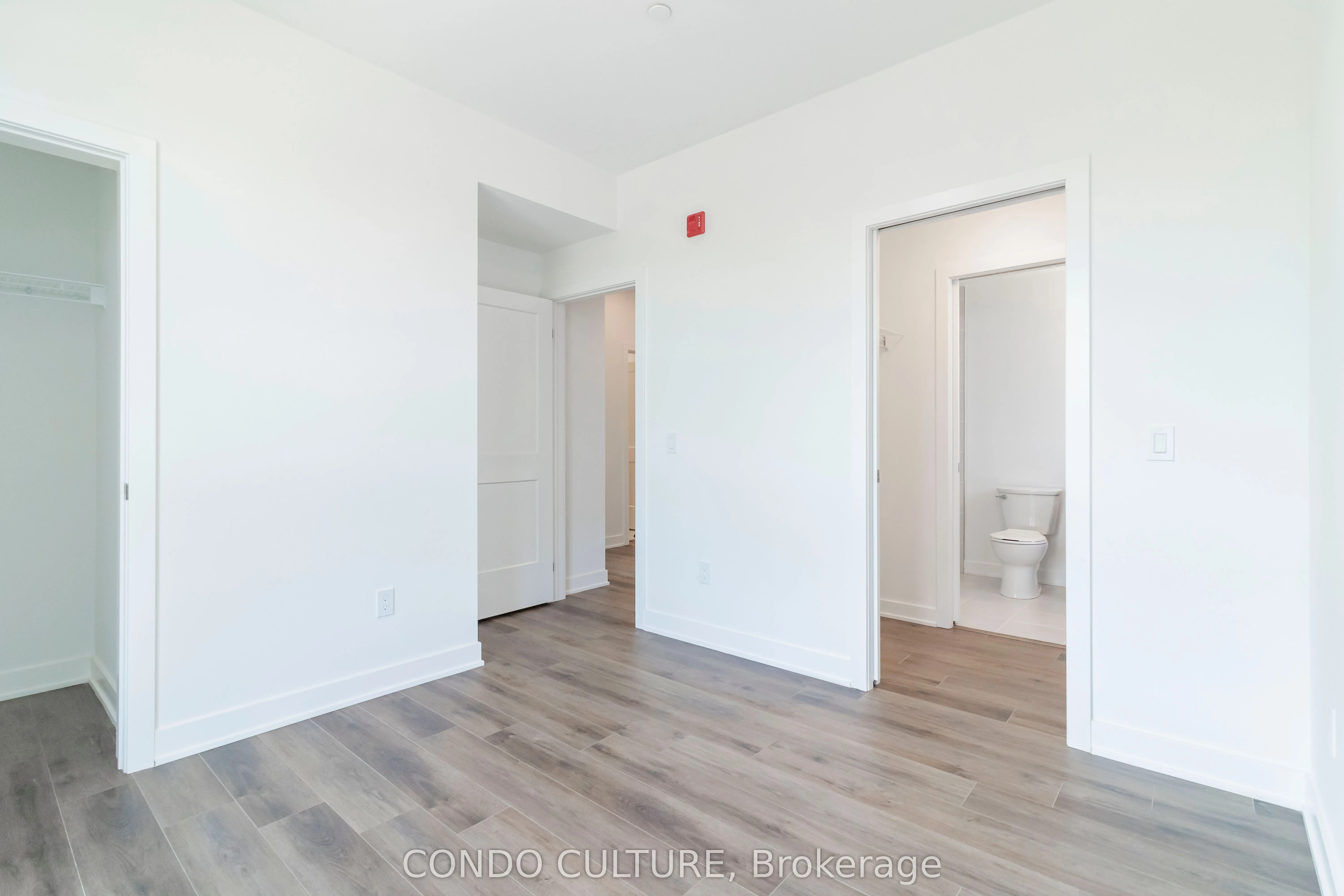 312 Erb Street W, #402