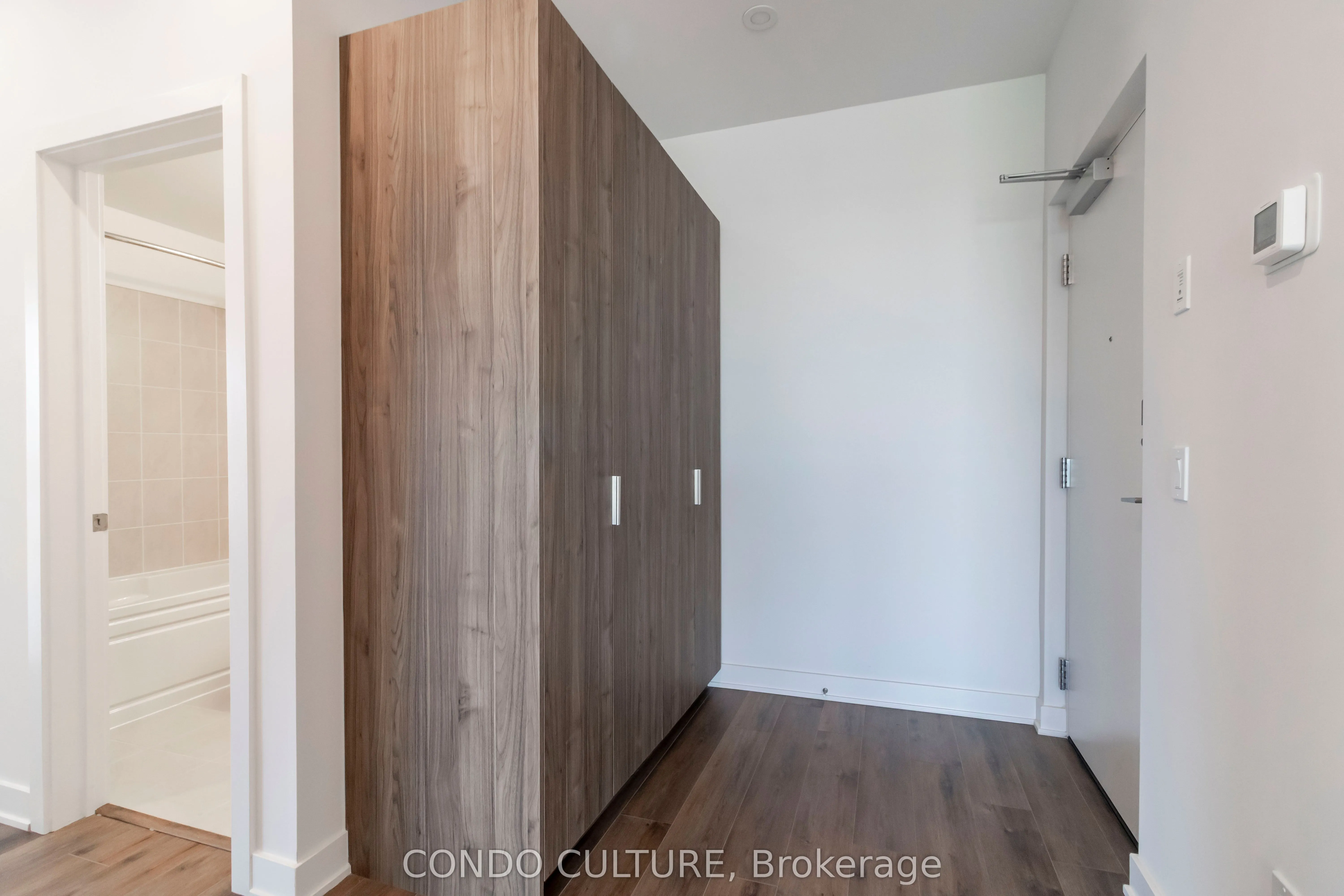 312 Erb Street W, #402