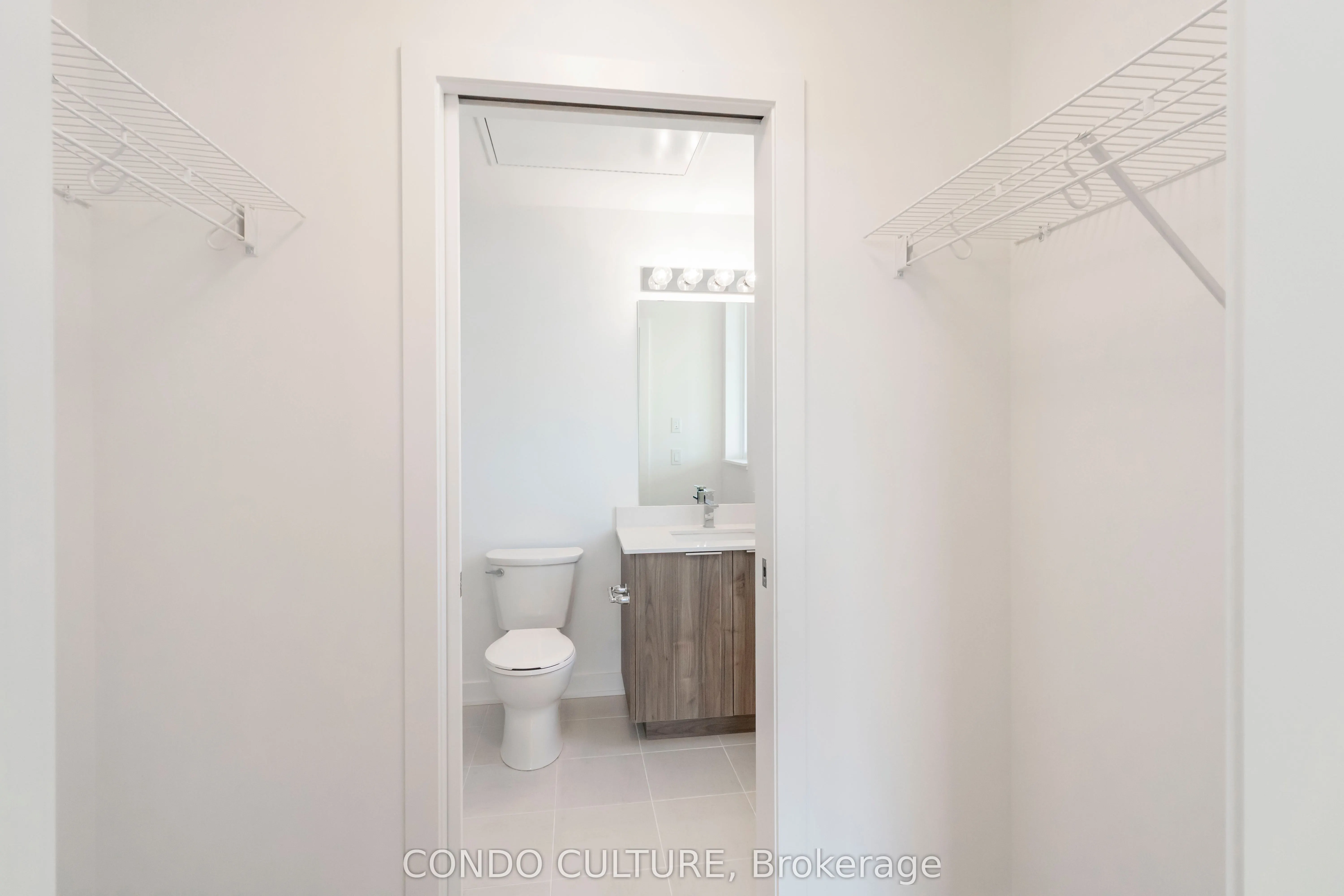 312 Erb Street W, #402