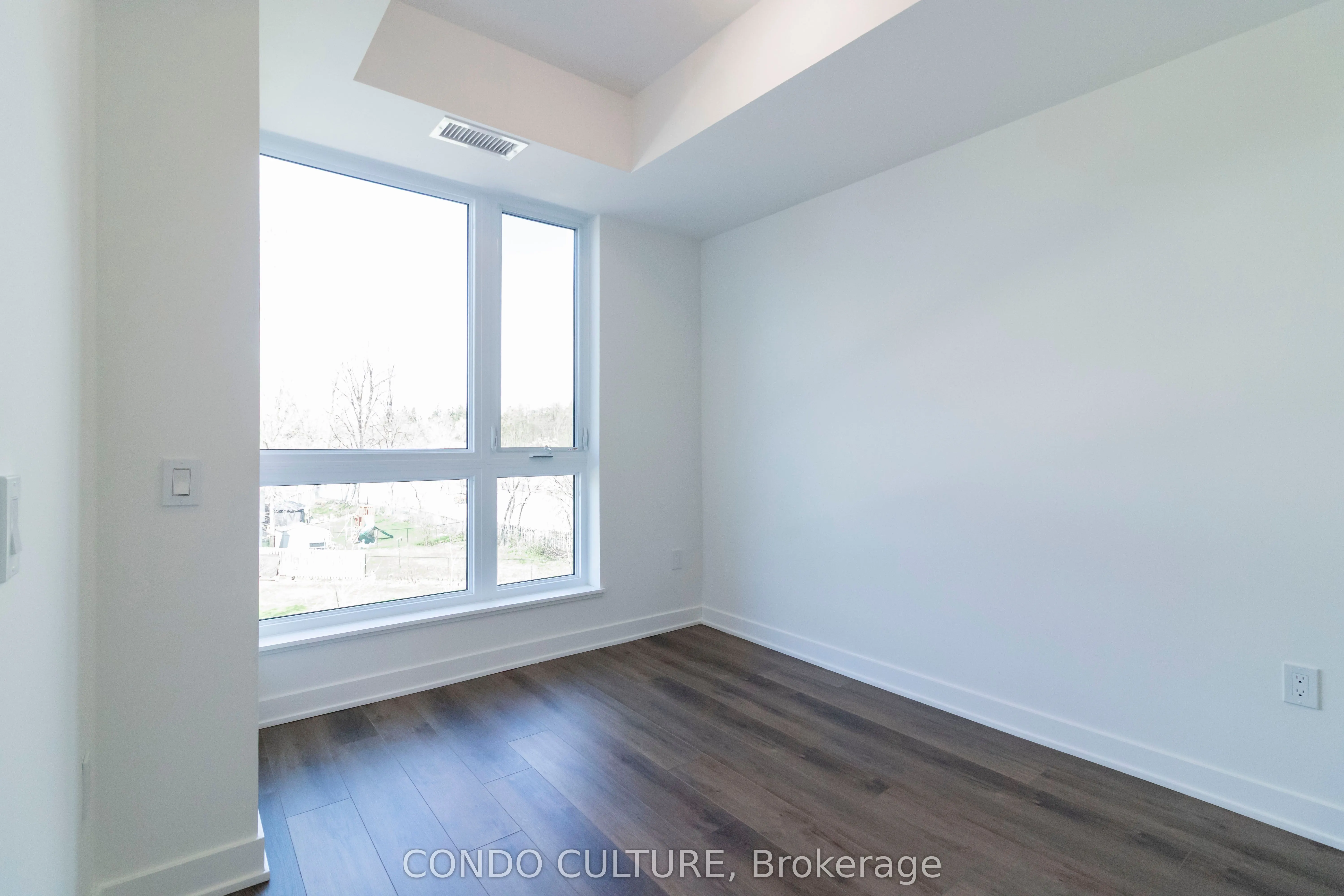 312 Erb Street W, #209