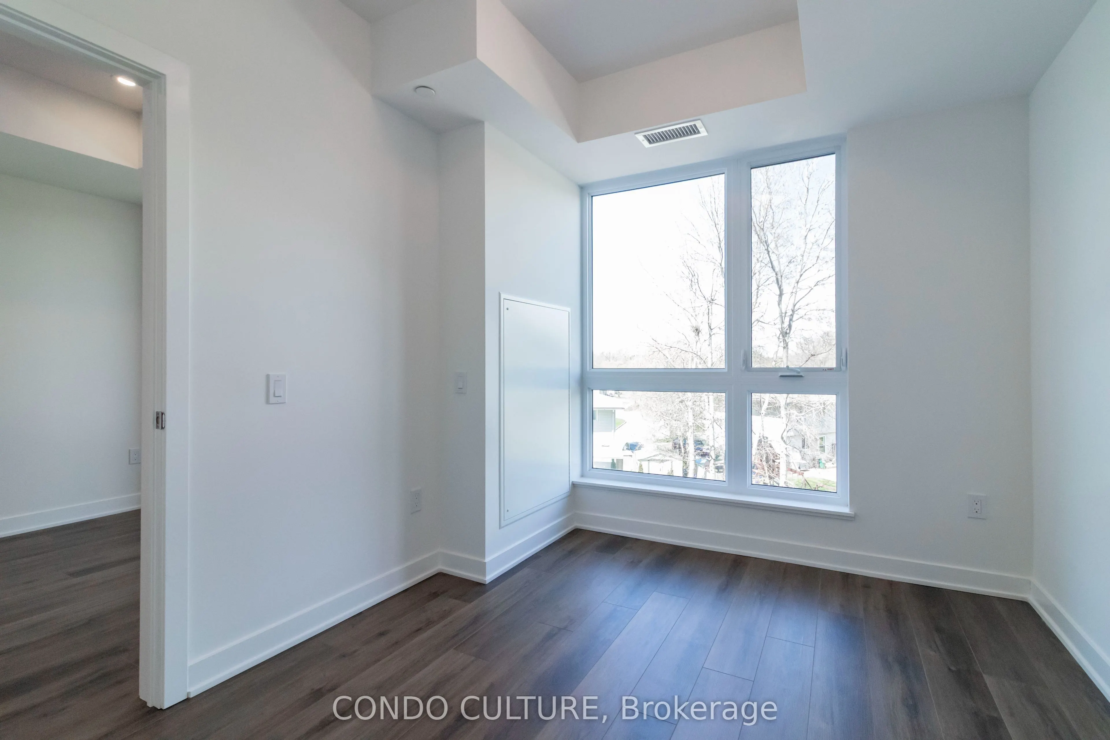 312 Erb Street W, #209