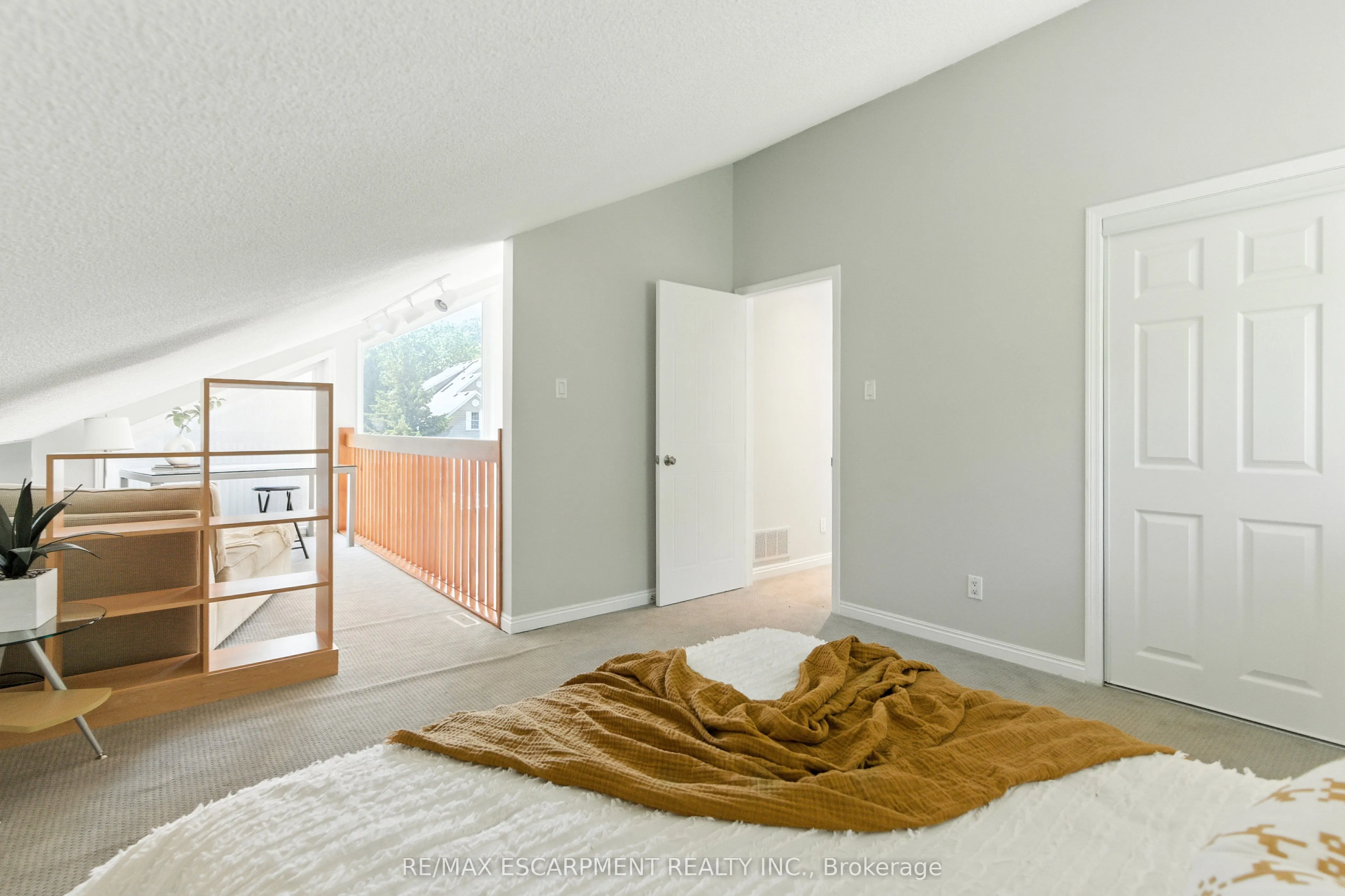 115 Pioneer Lane