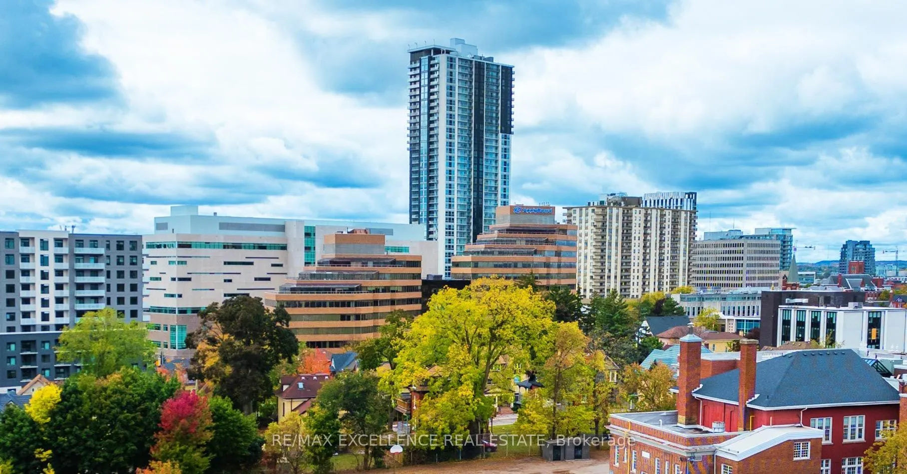 60 Frederick Street W, #2702
