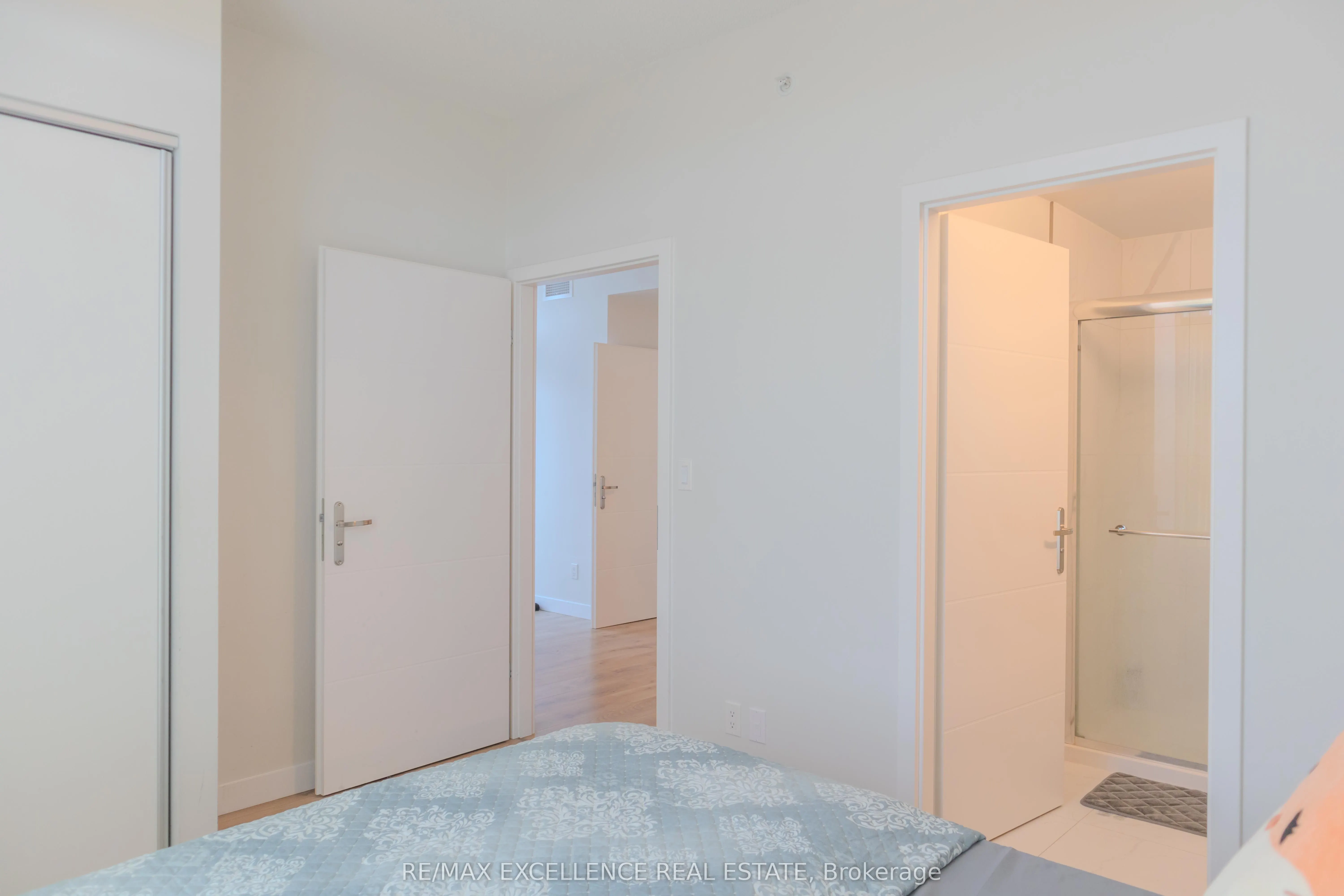 60 Frederick Street W, #2702