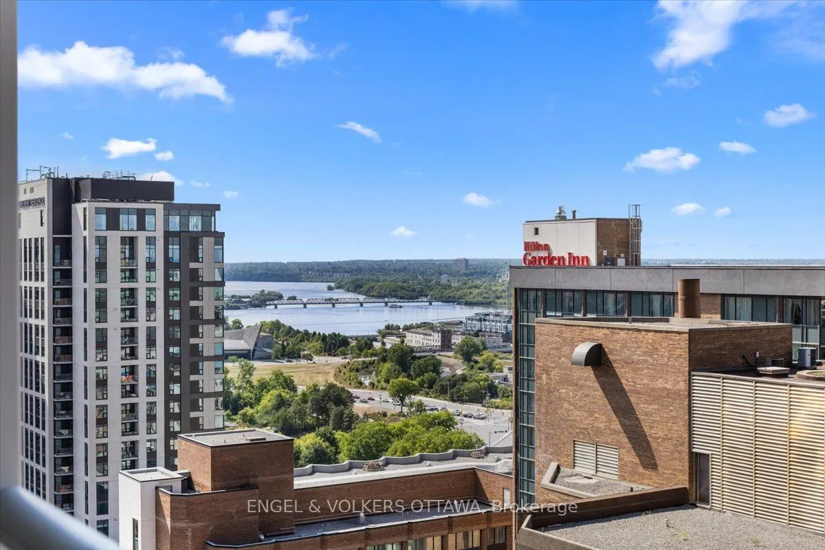 340 Queen Street, #1704