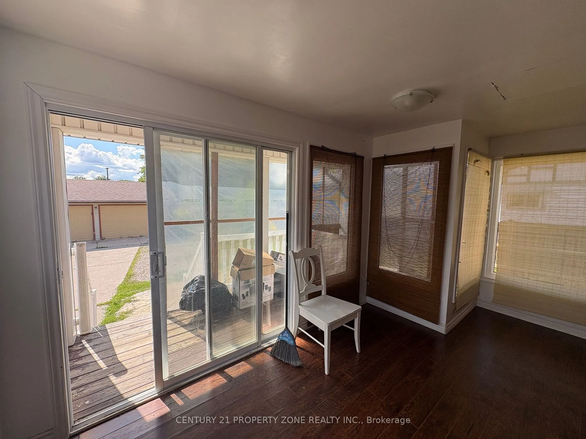 195 Clarke Road