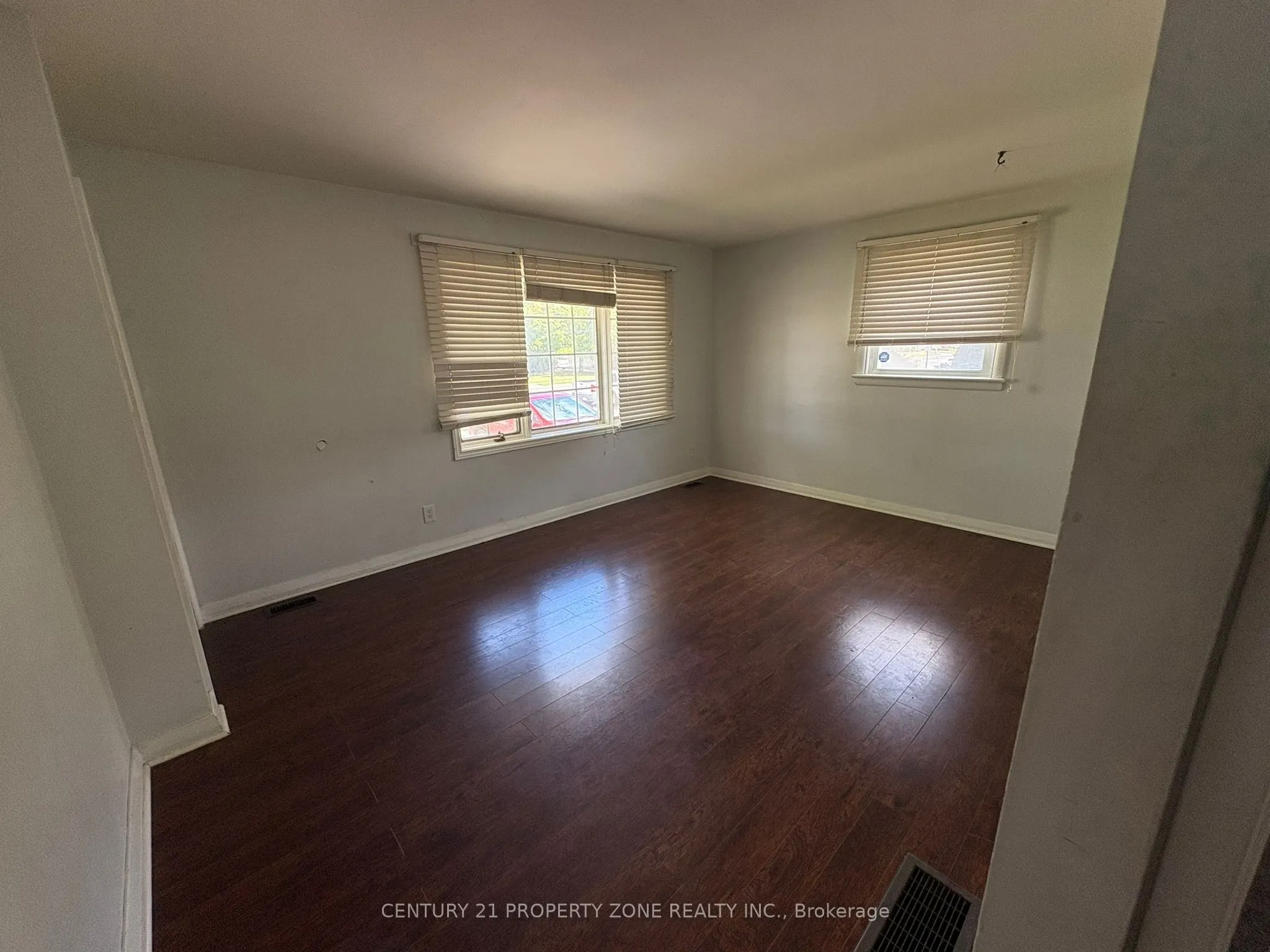 195 Clarke Road