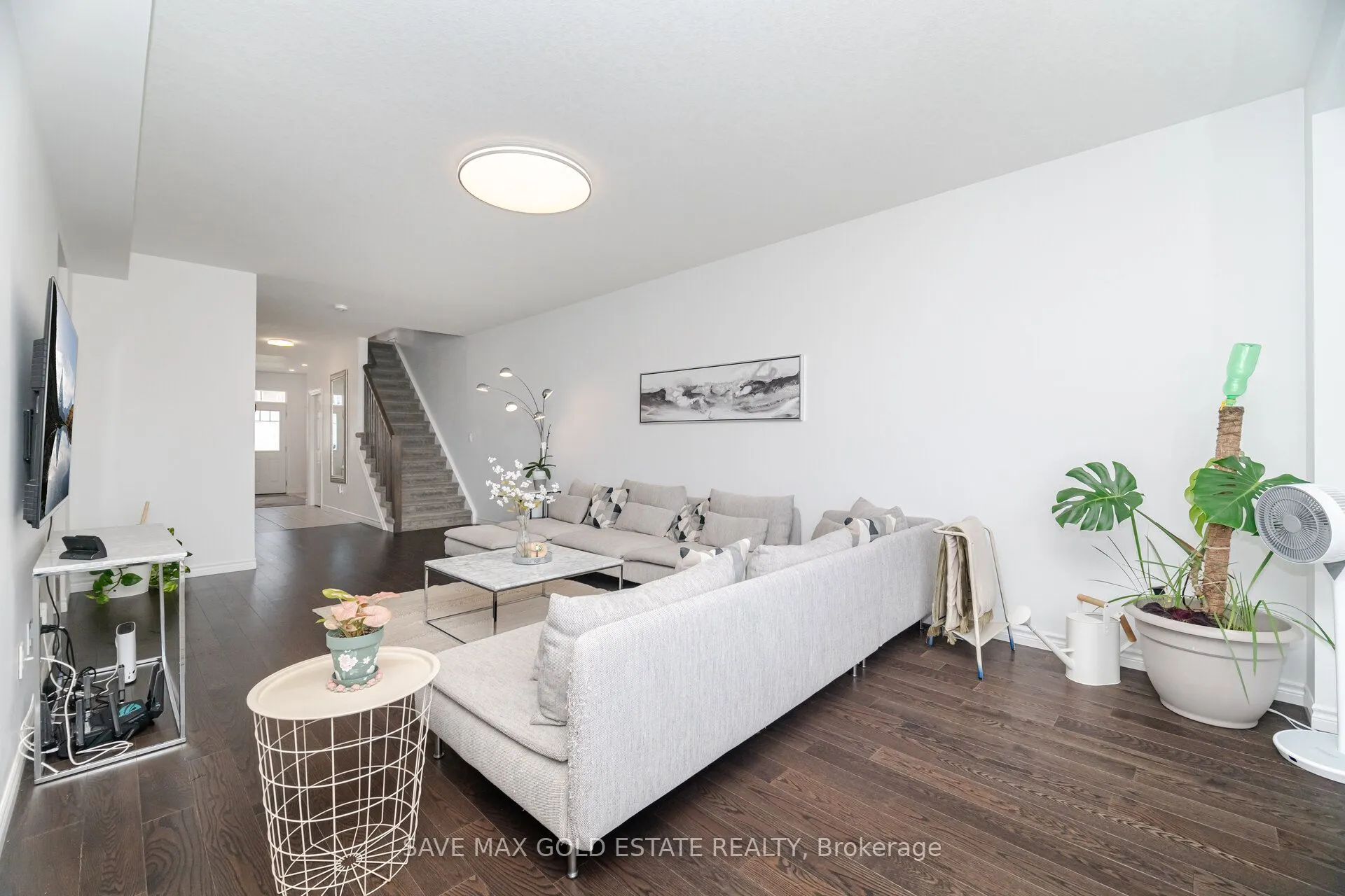 292 Freure Drive