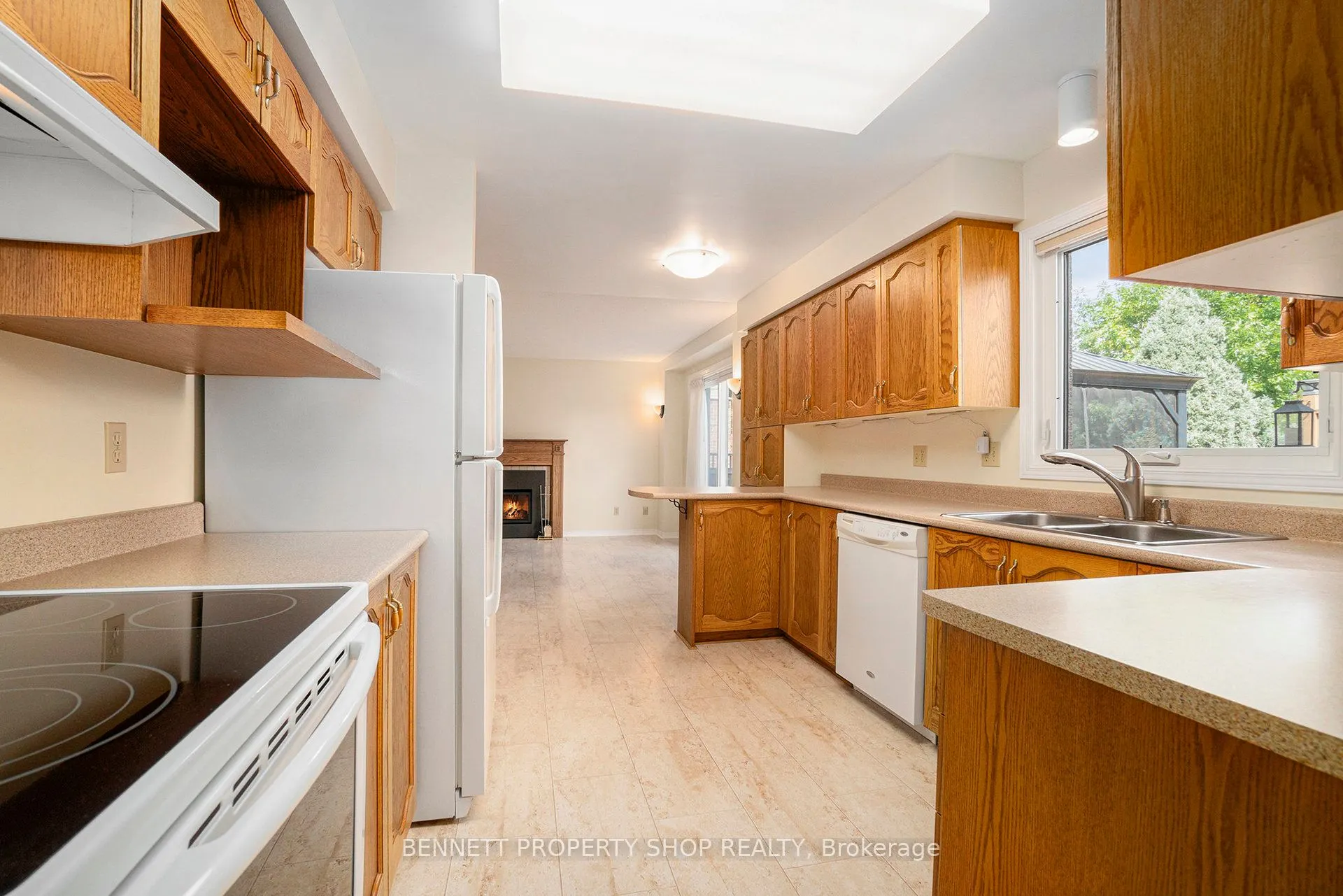 35 Windfield Crescent