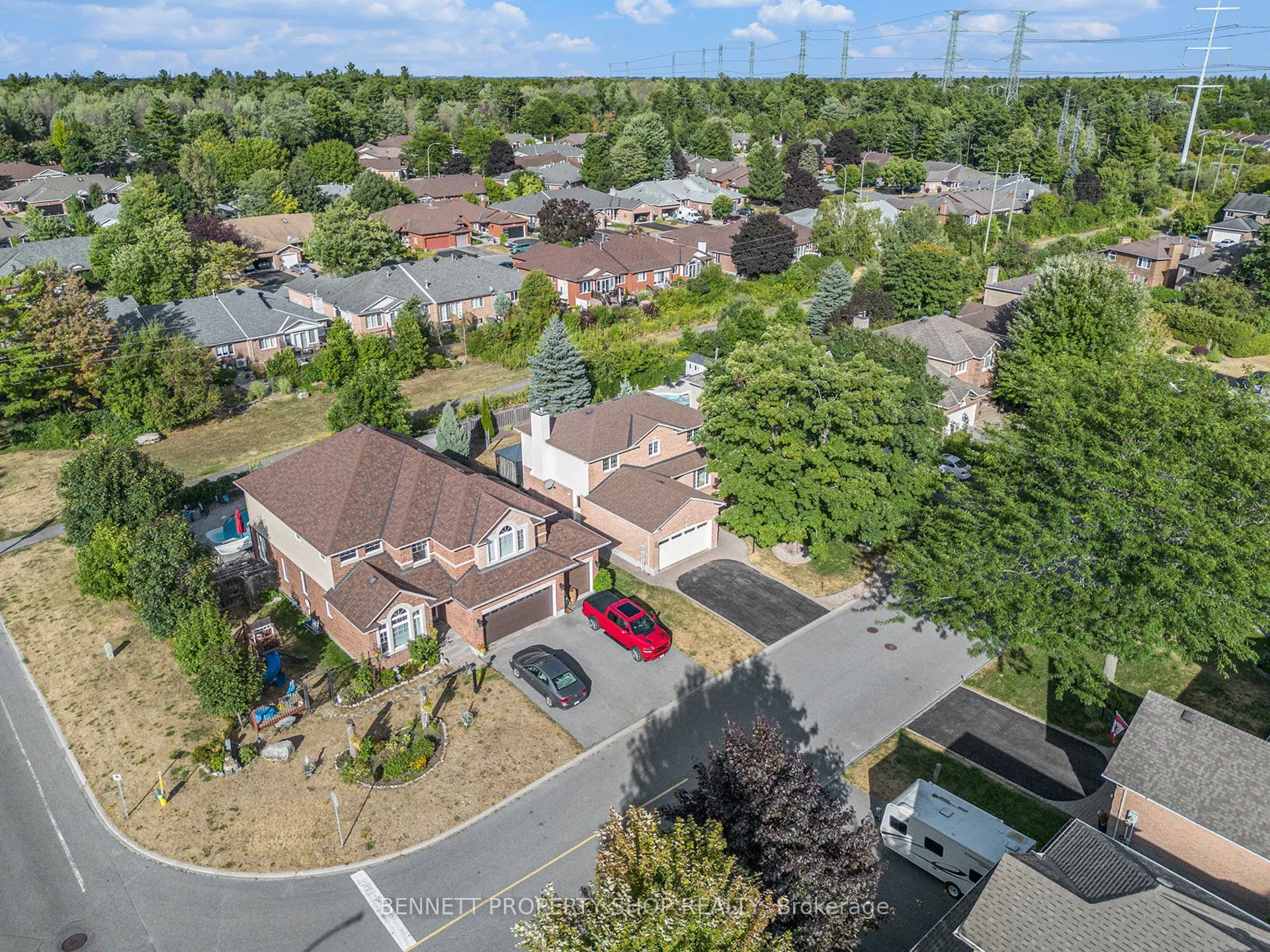 35 Windfield Crescent