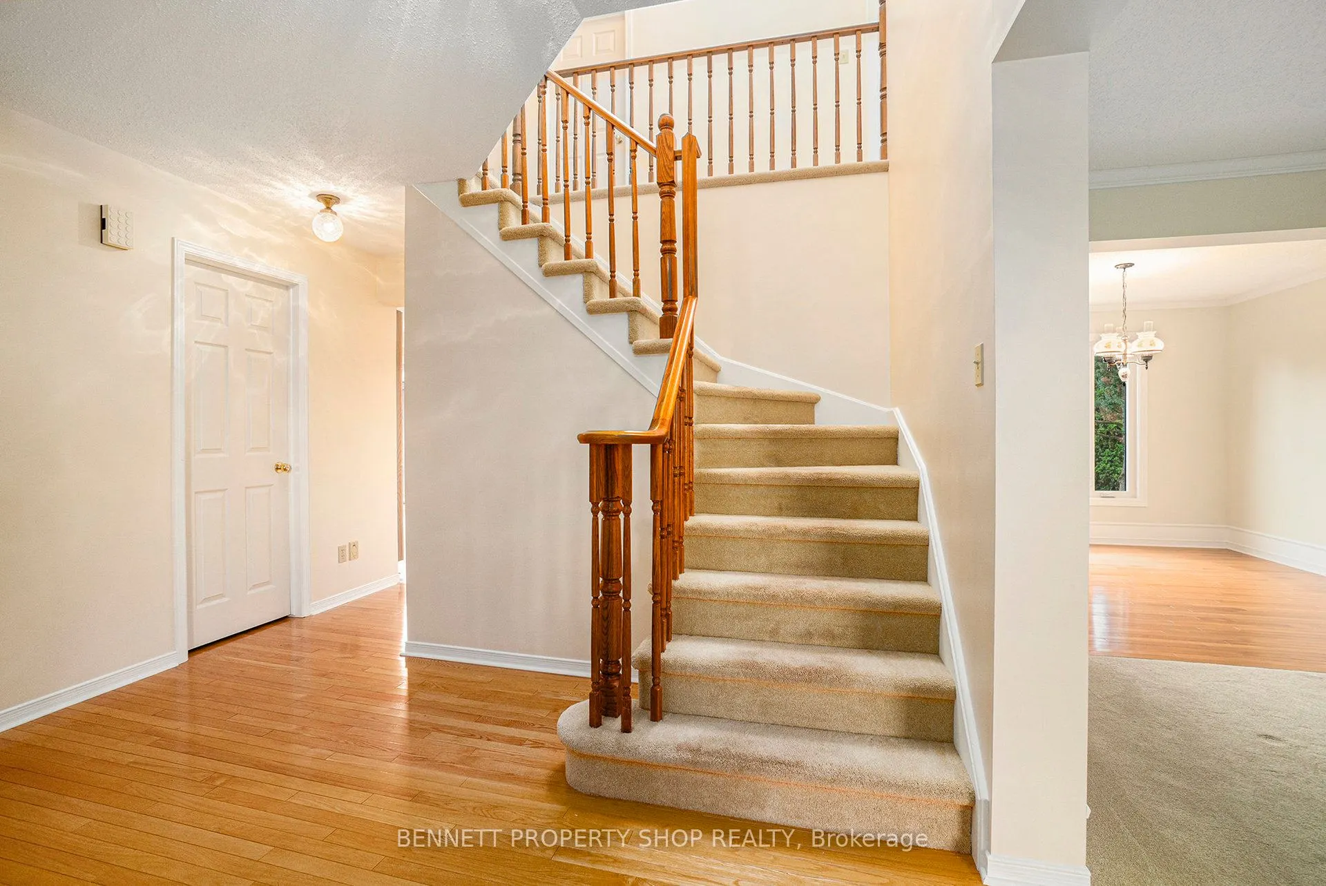 35 Windfield Crescent