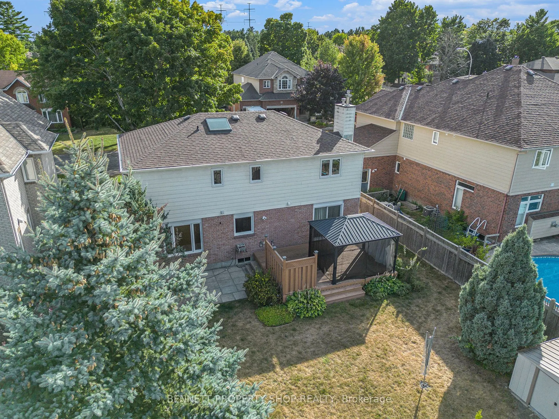 35 Windfield Crescent