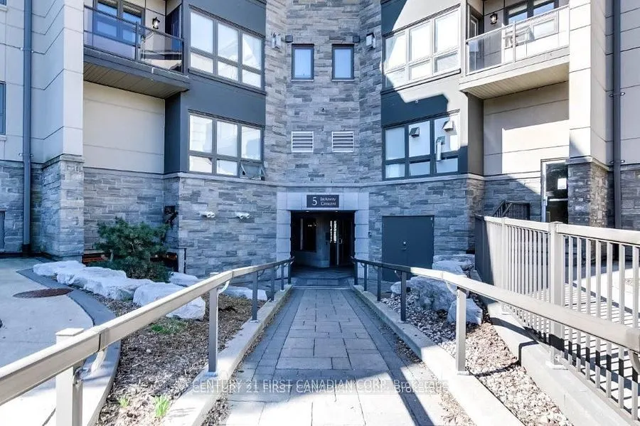 5 Jacksway Crescent, #23