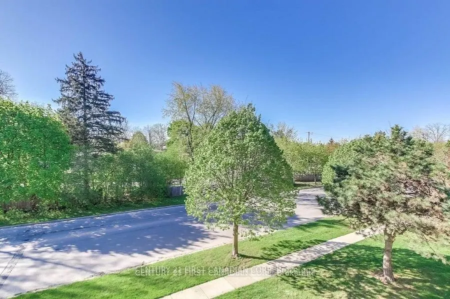 5 Jacksway Crescent, #23