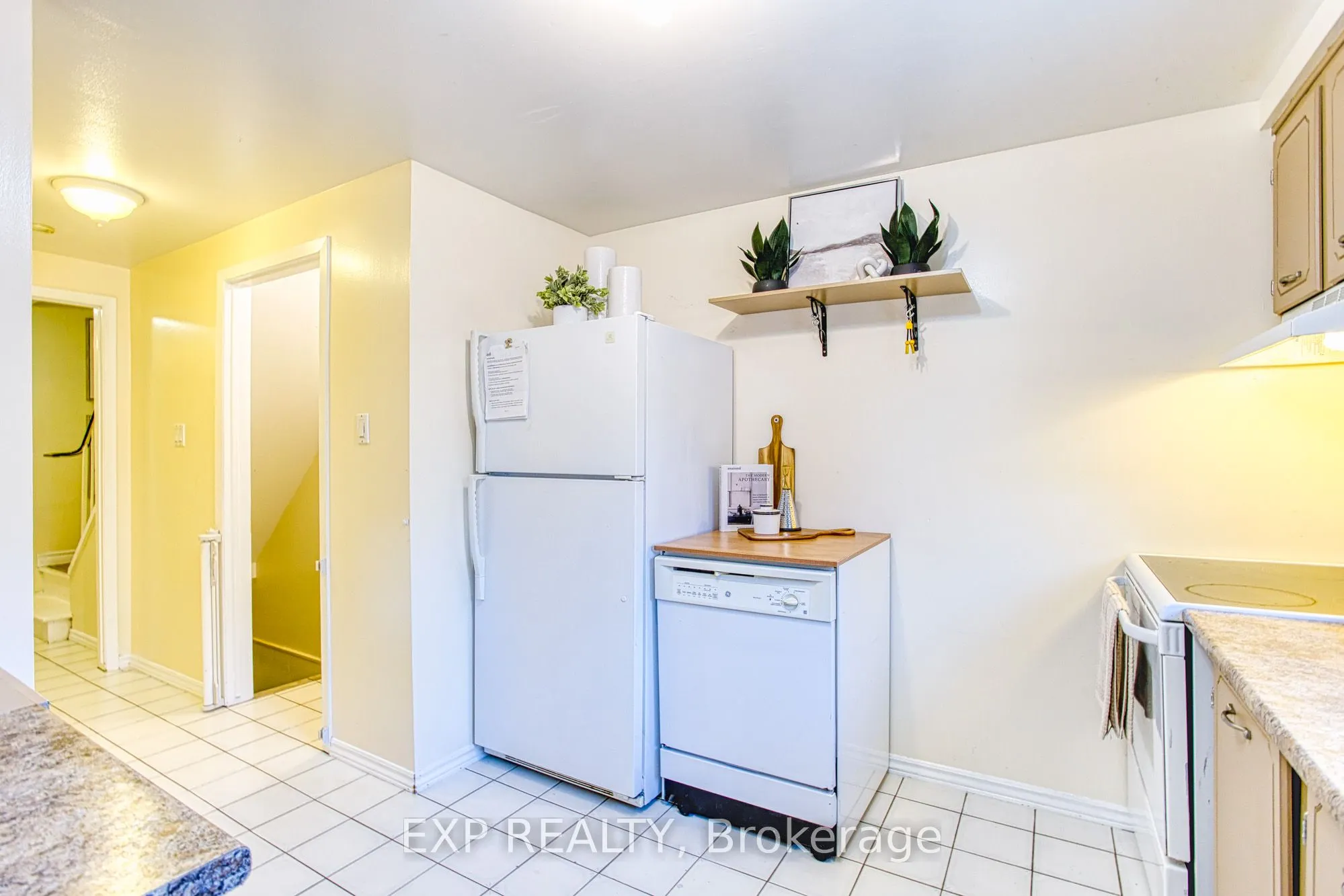 151 Gateshead Crescent, #37