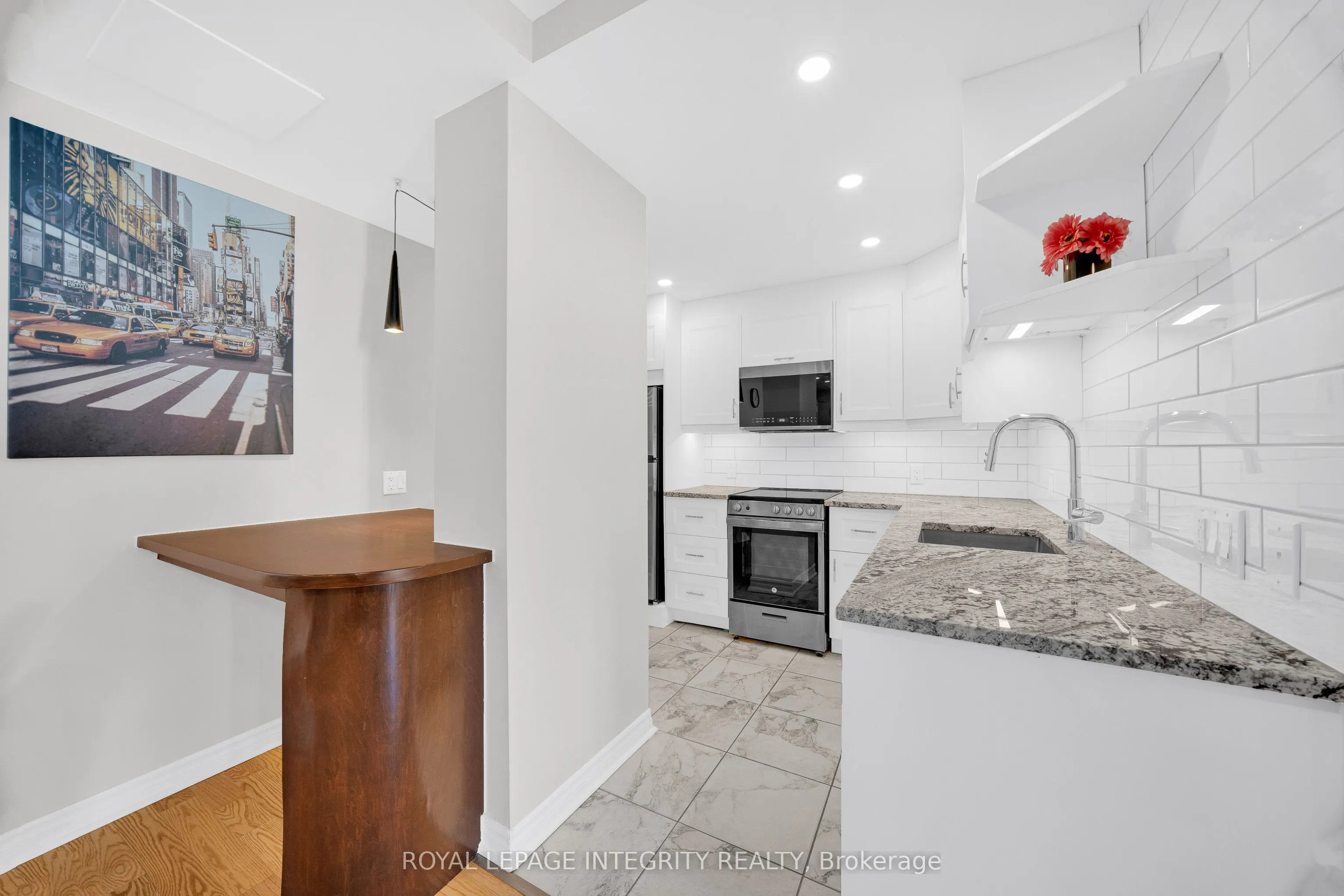 35 Murray Street, #217
