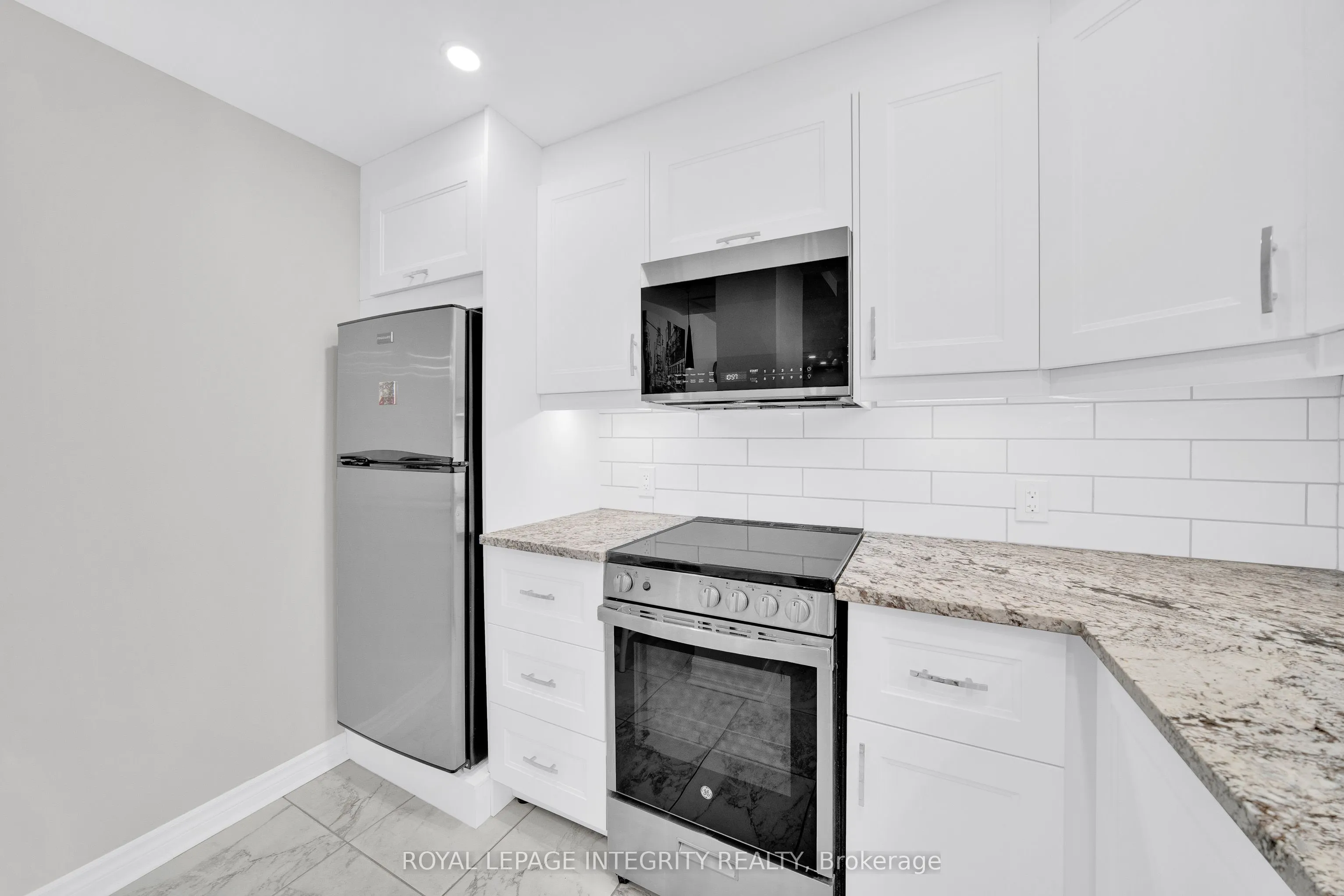 35 Murray Street, #217