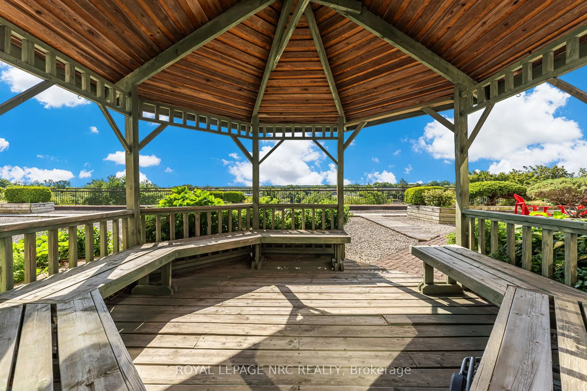 7 Gale Crescent, #PH1