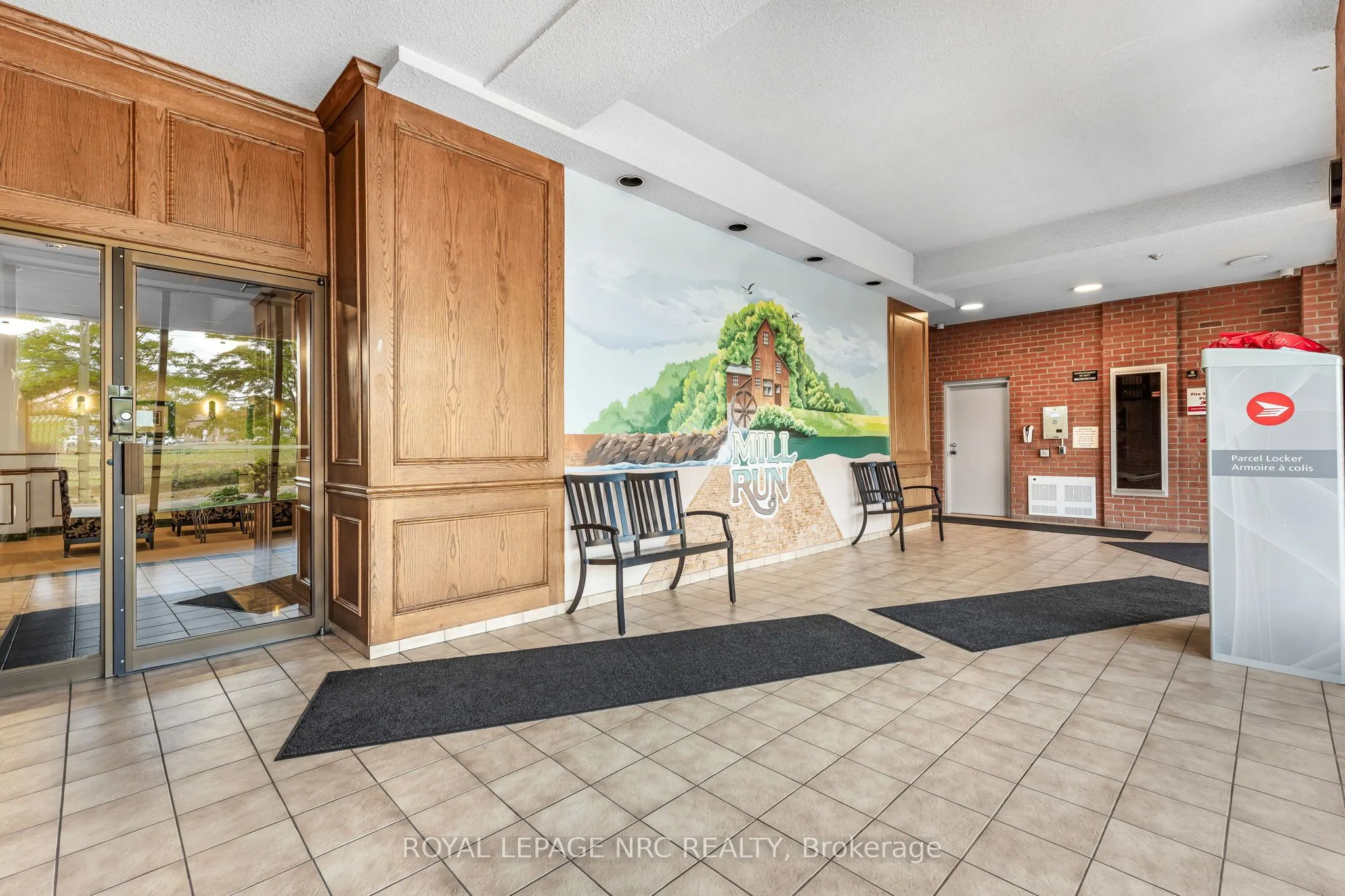 7 Gale Crescent, #PH1