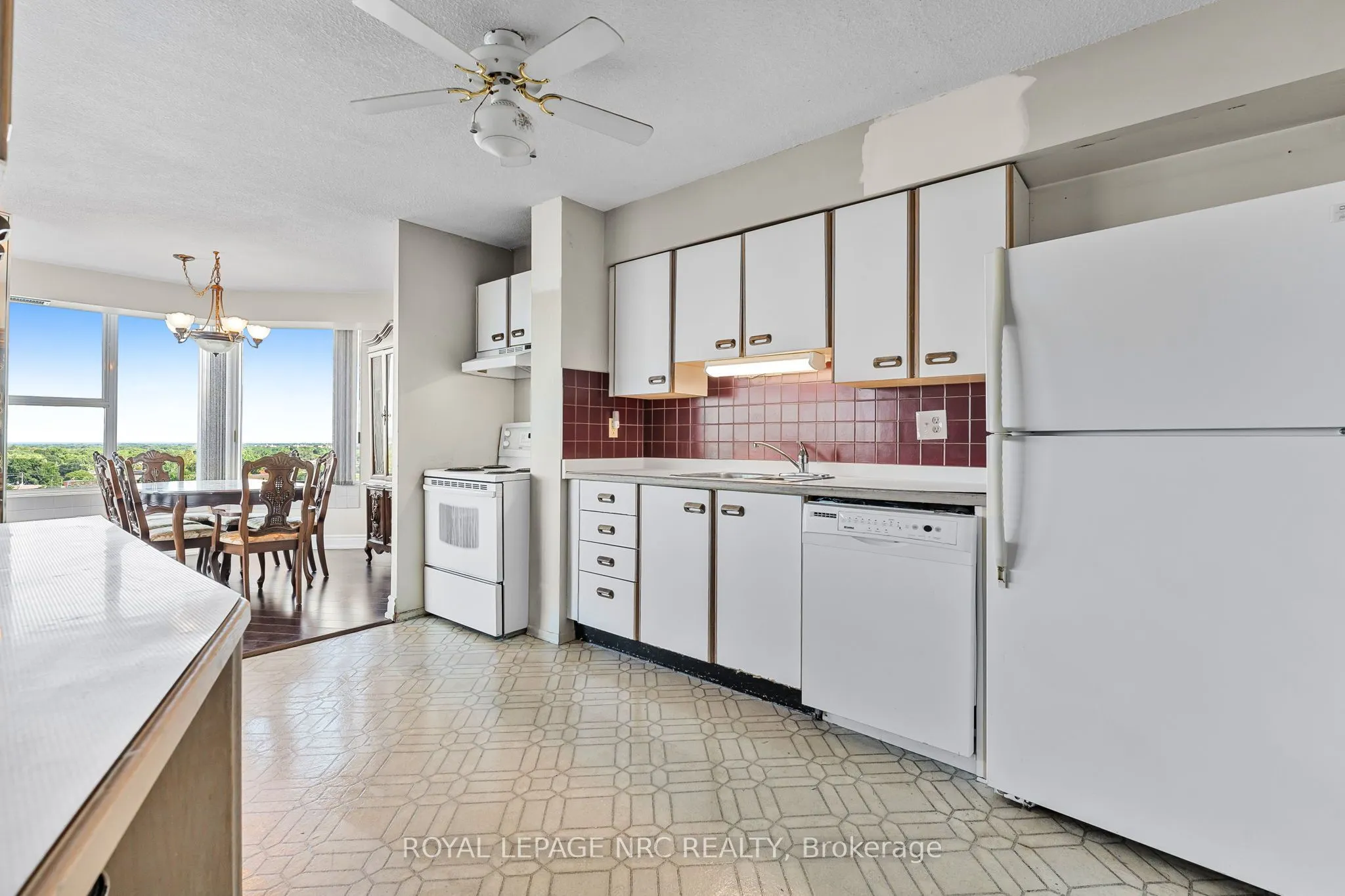 7 Gale Crescent, #PH1