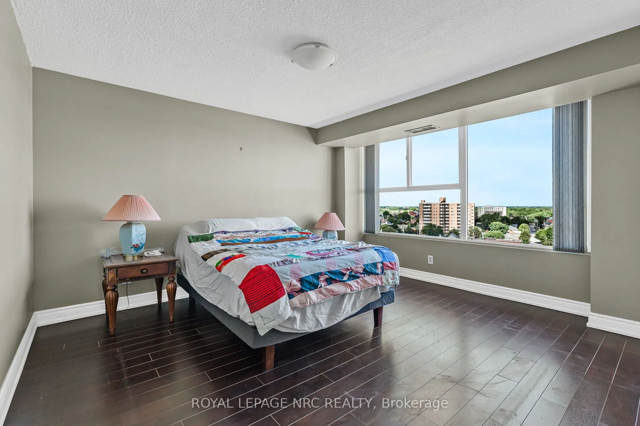 7 Gale Crescent, #PH1