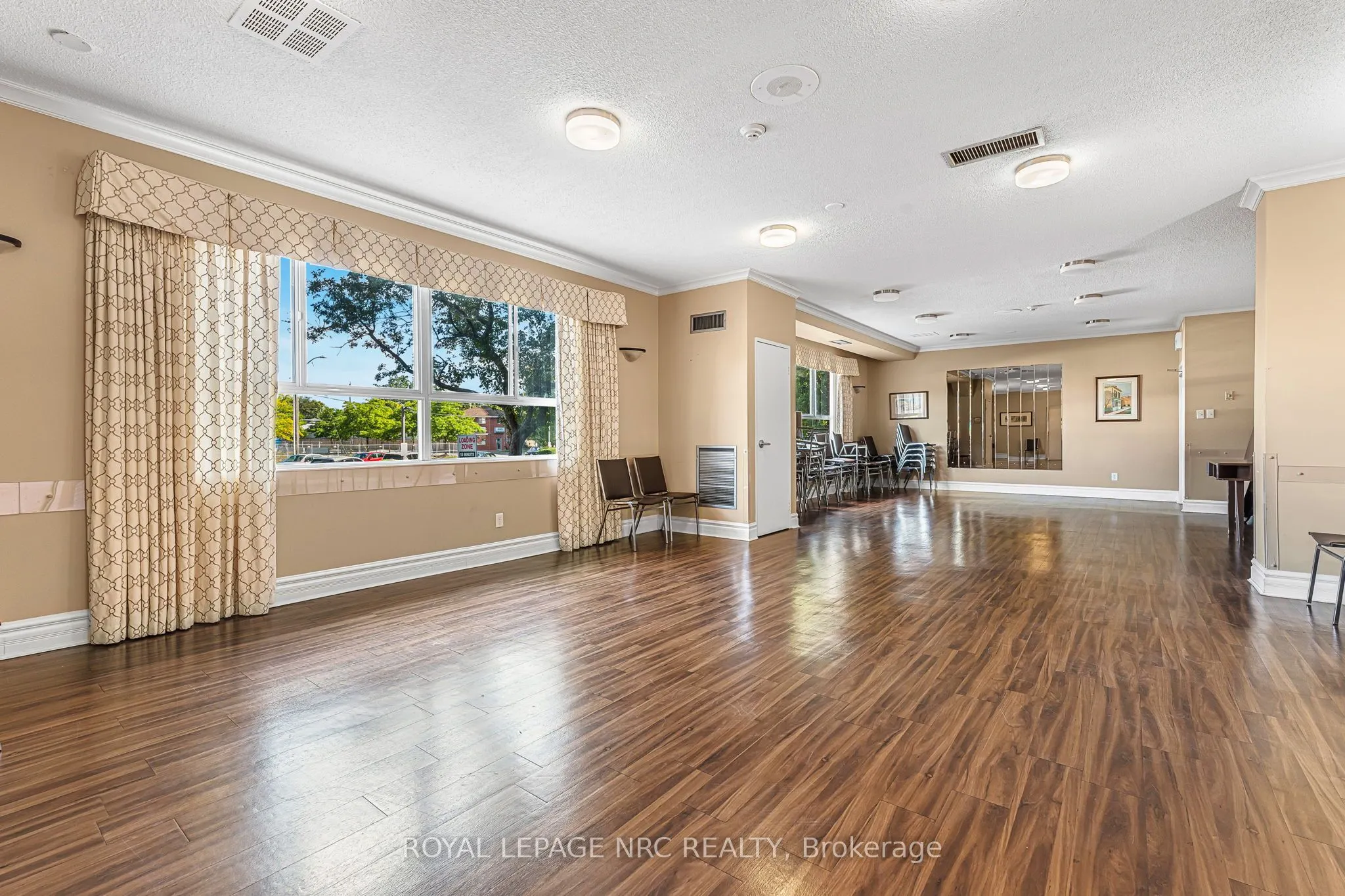 7 Gale Crescent, #PH1