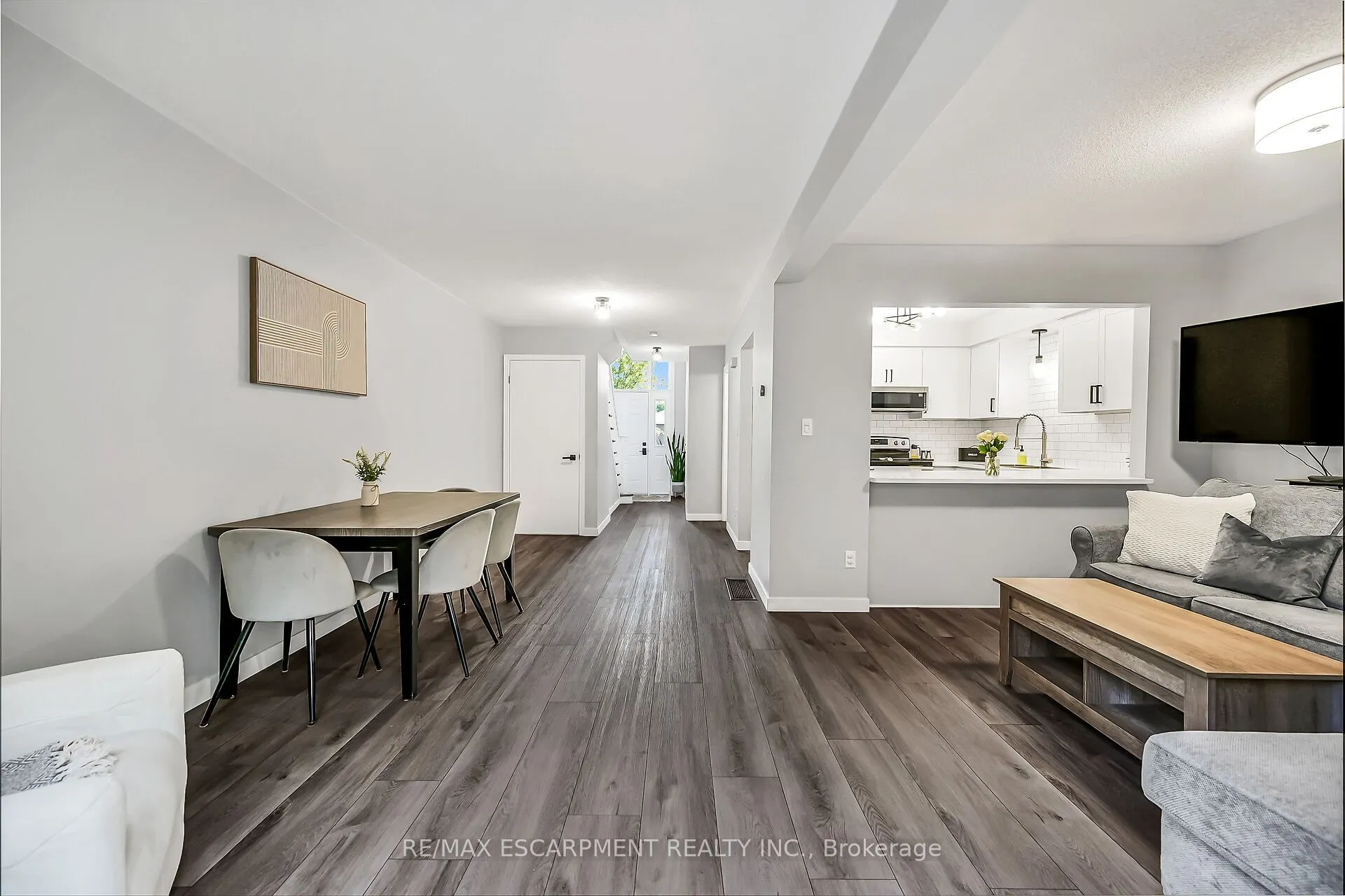 54 ARGYLE Street S, #2