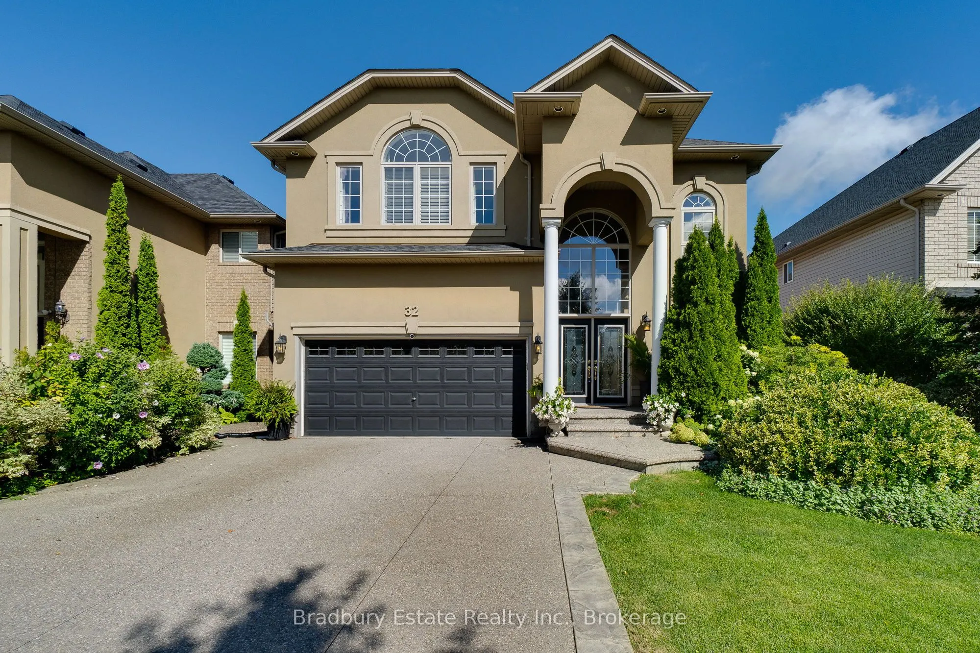 32 Chambers Drive