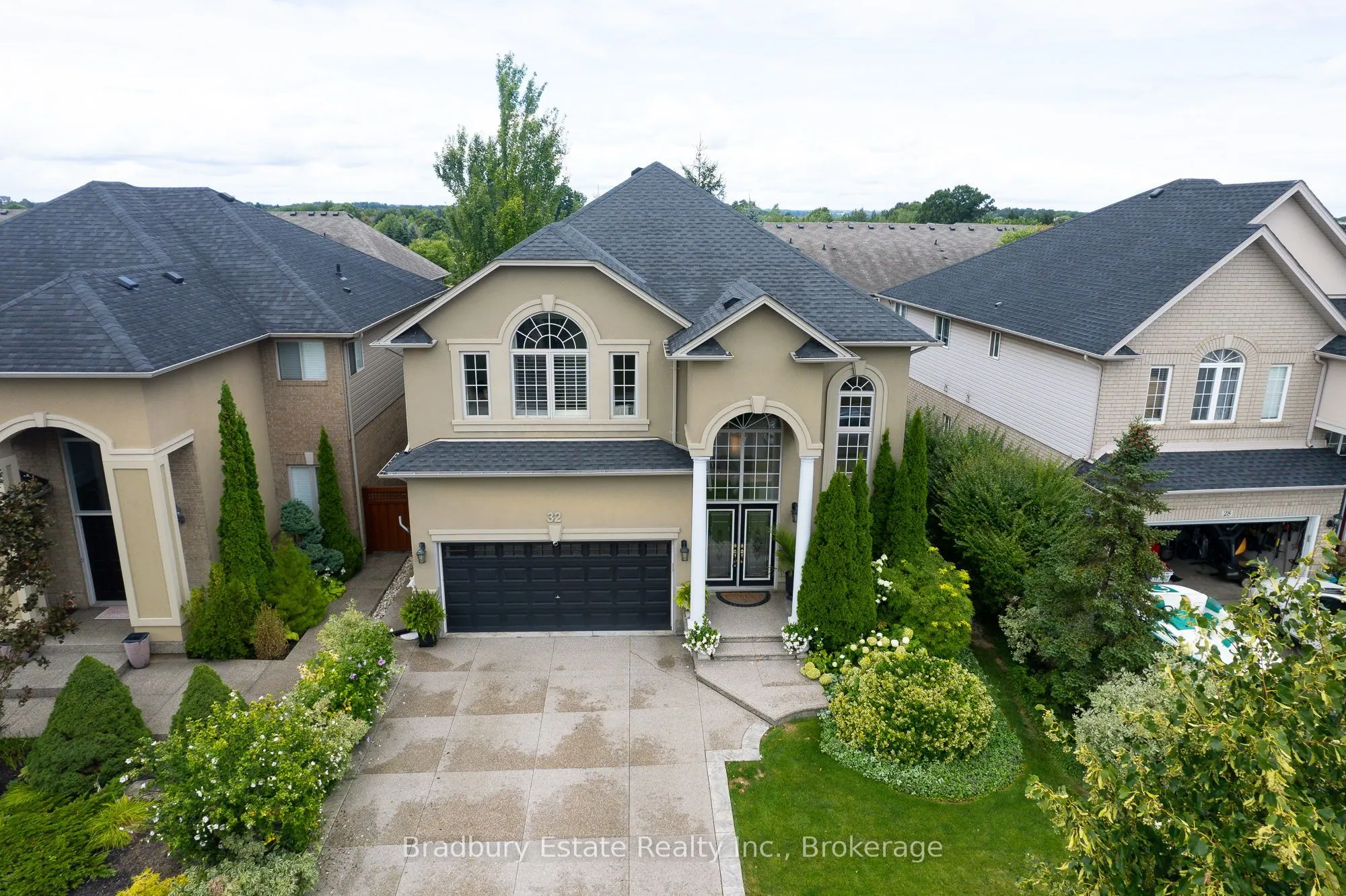 32 Chambers Drive