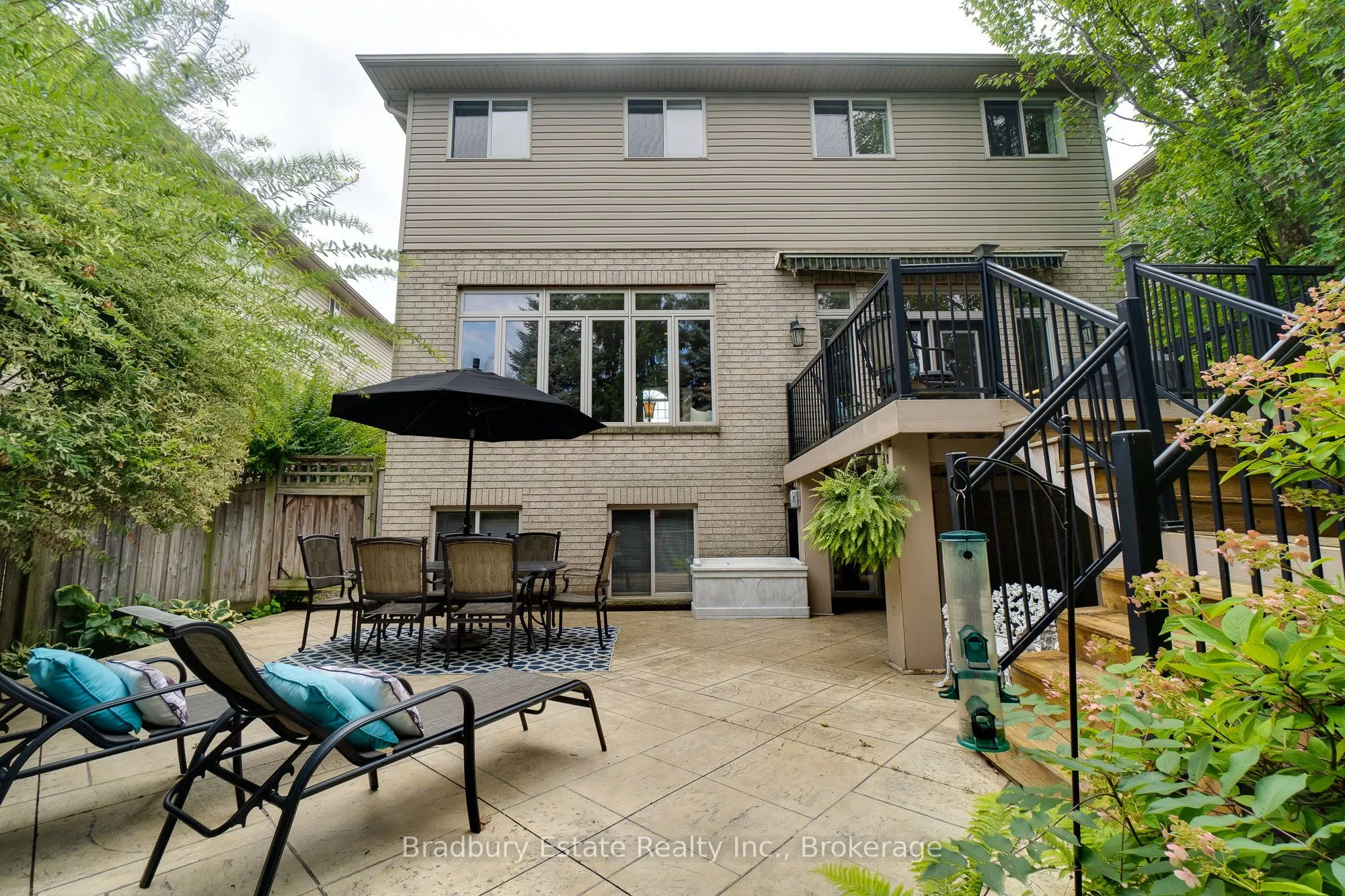 32 Chambers Drive