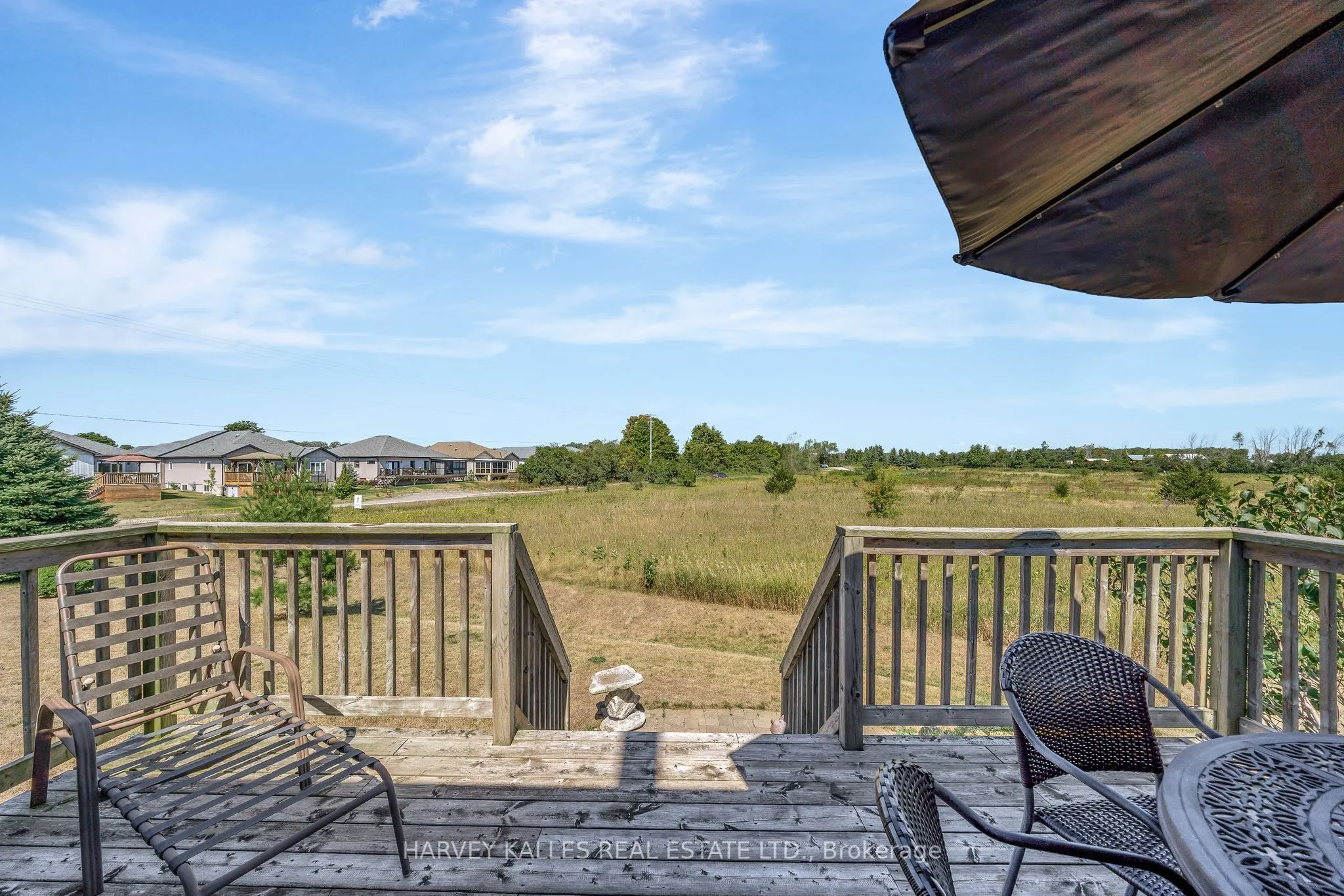 45 Maplehurst Crescent