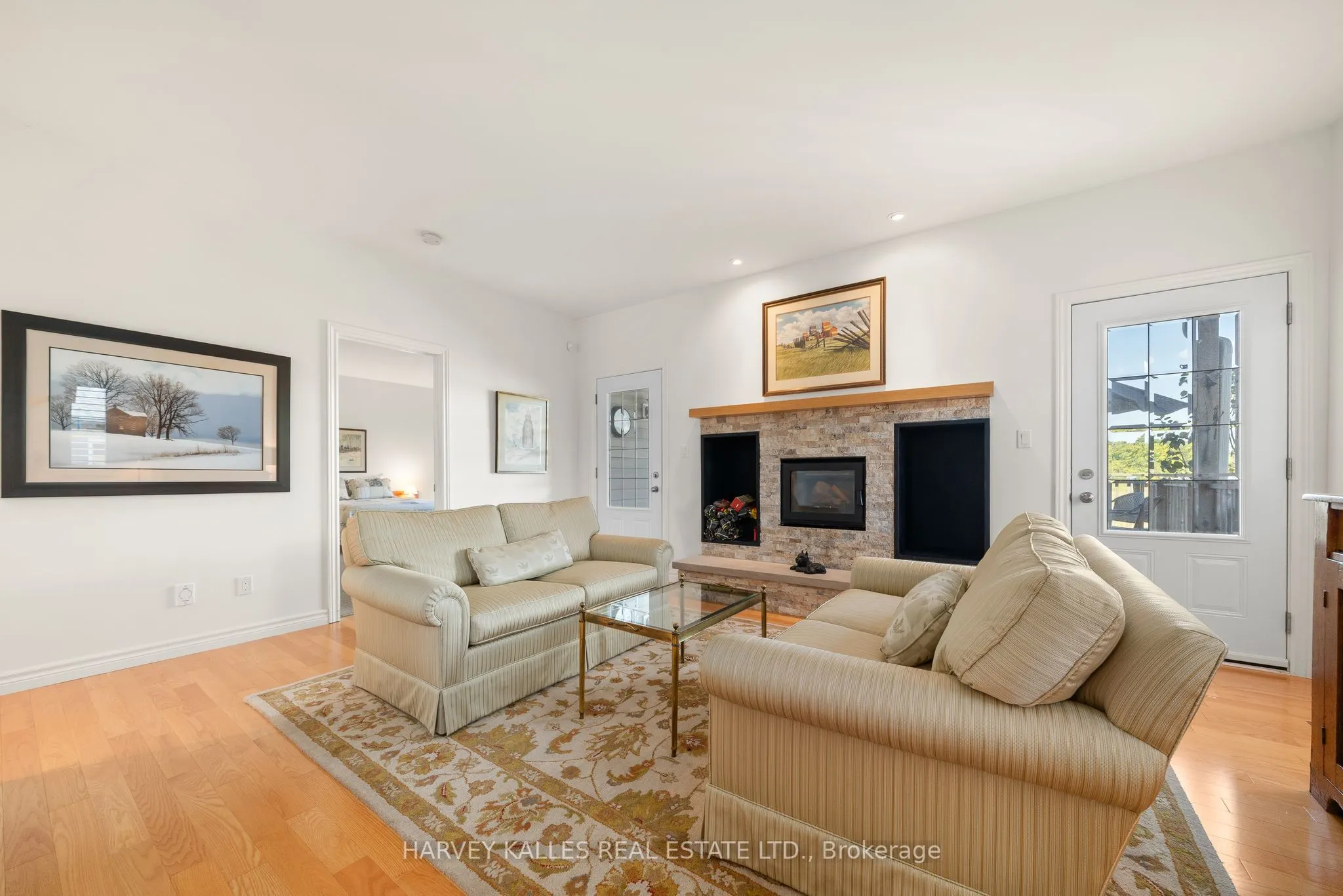 45 Maplehurst Crescent