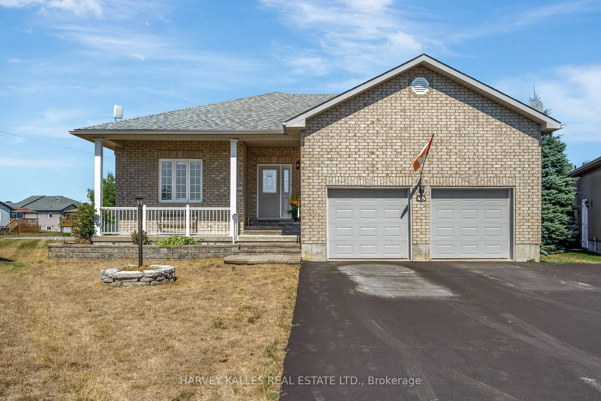 45 Maplehurst Crescent