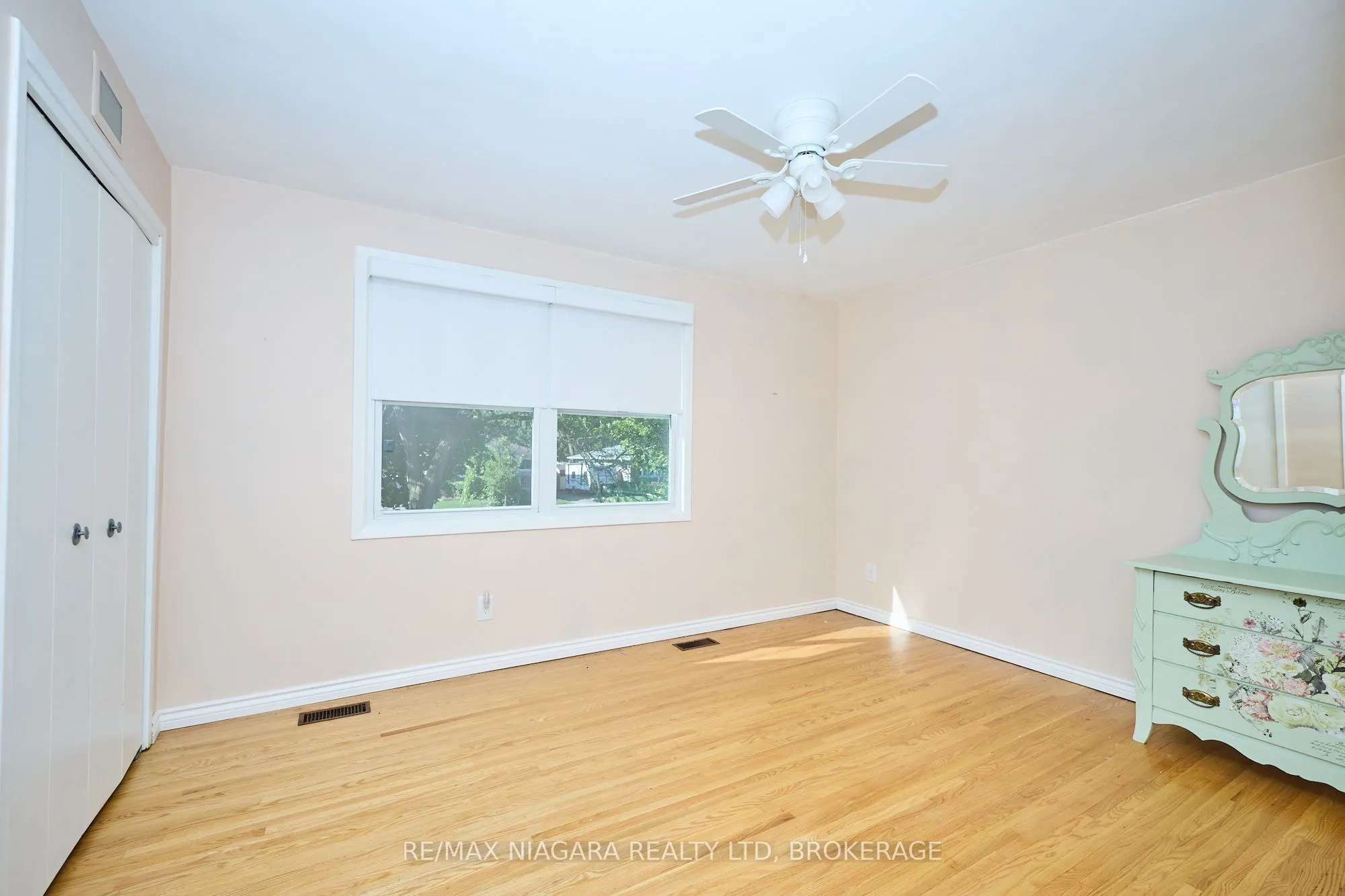 68 Acadia Crescent