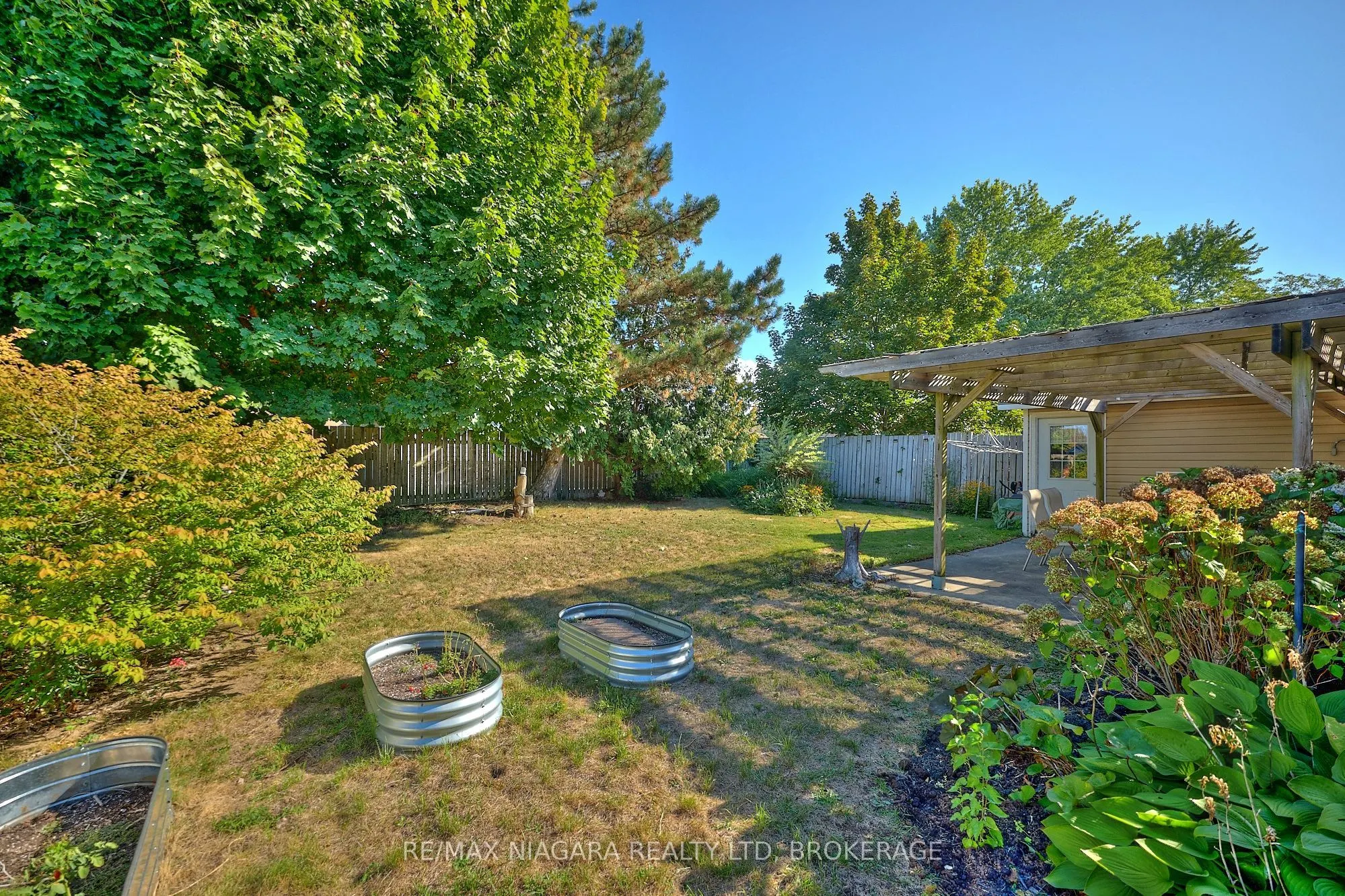68 Acadia Crescent