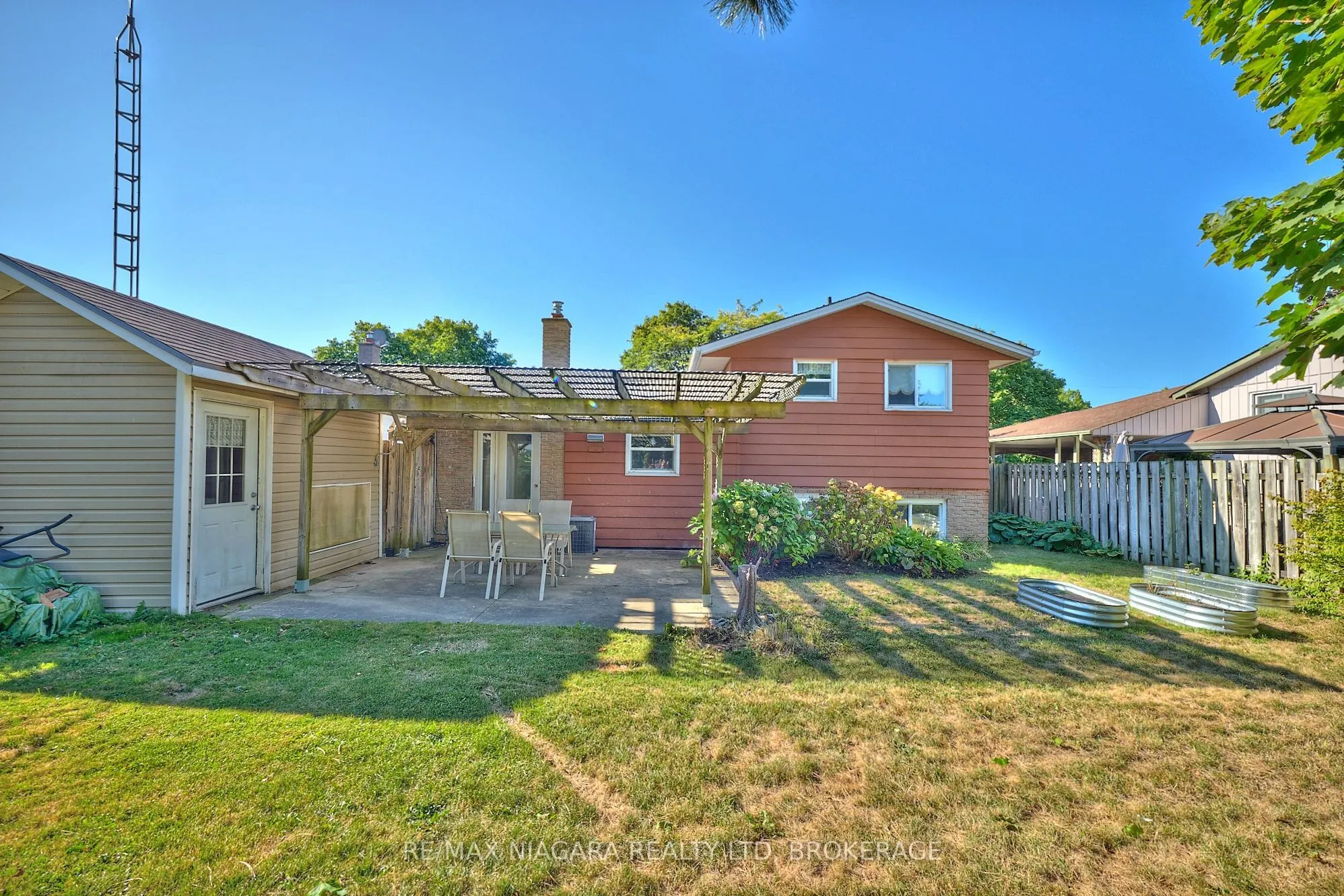 68 Acadia Crescent