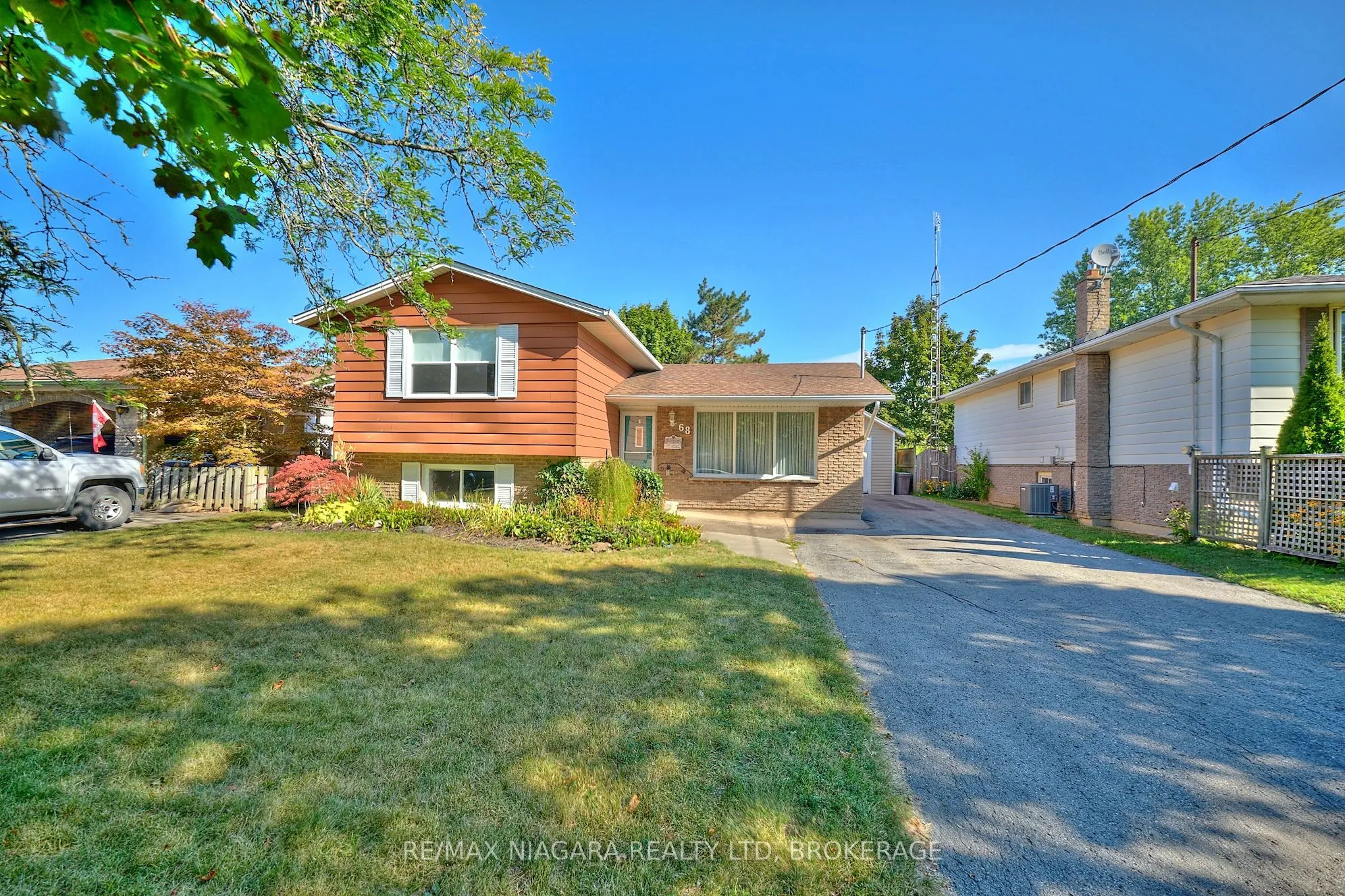 68 Acadia Crescent