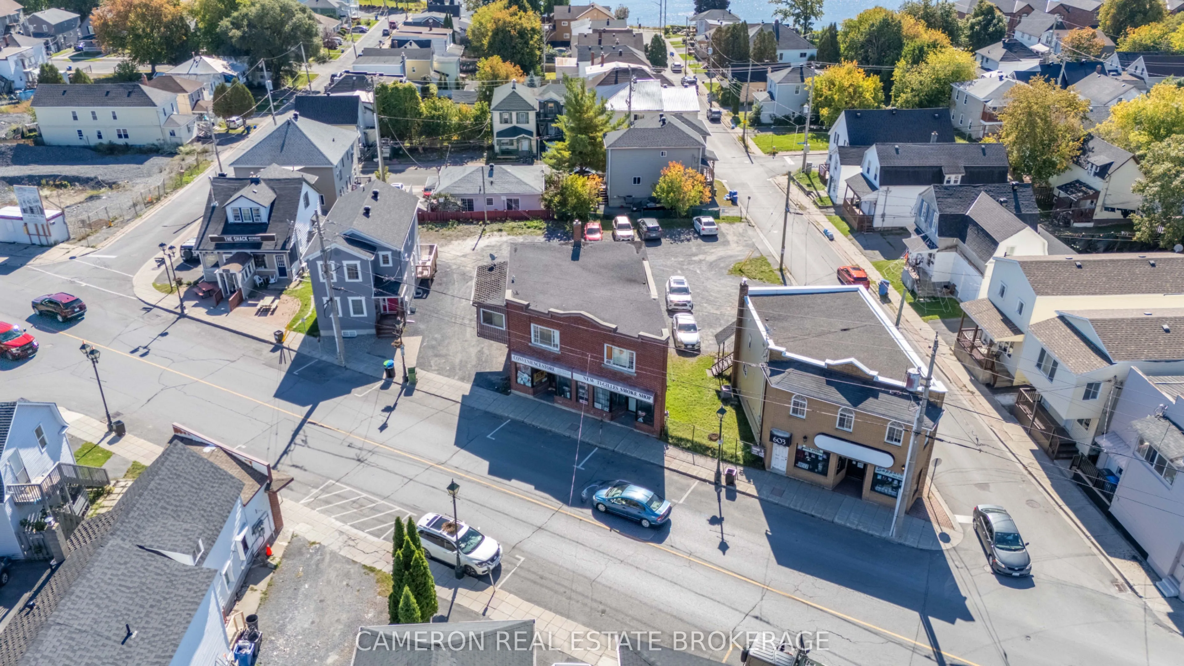 607-609-611 Montreal Road