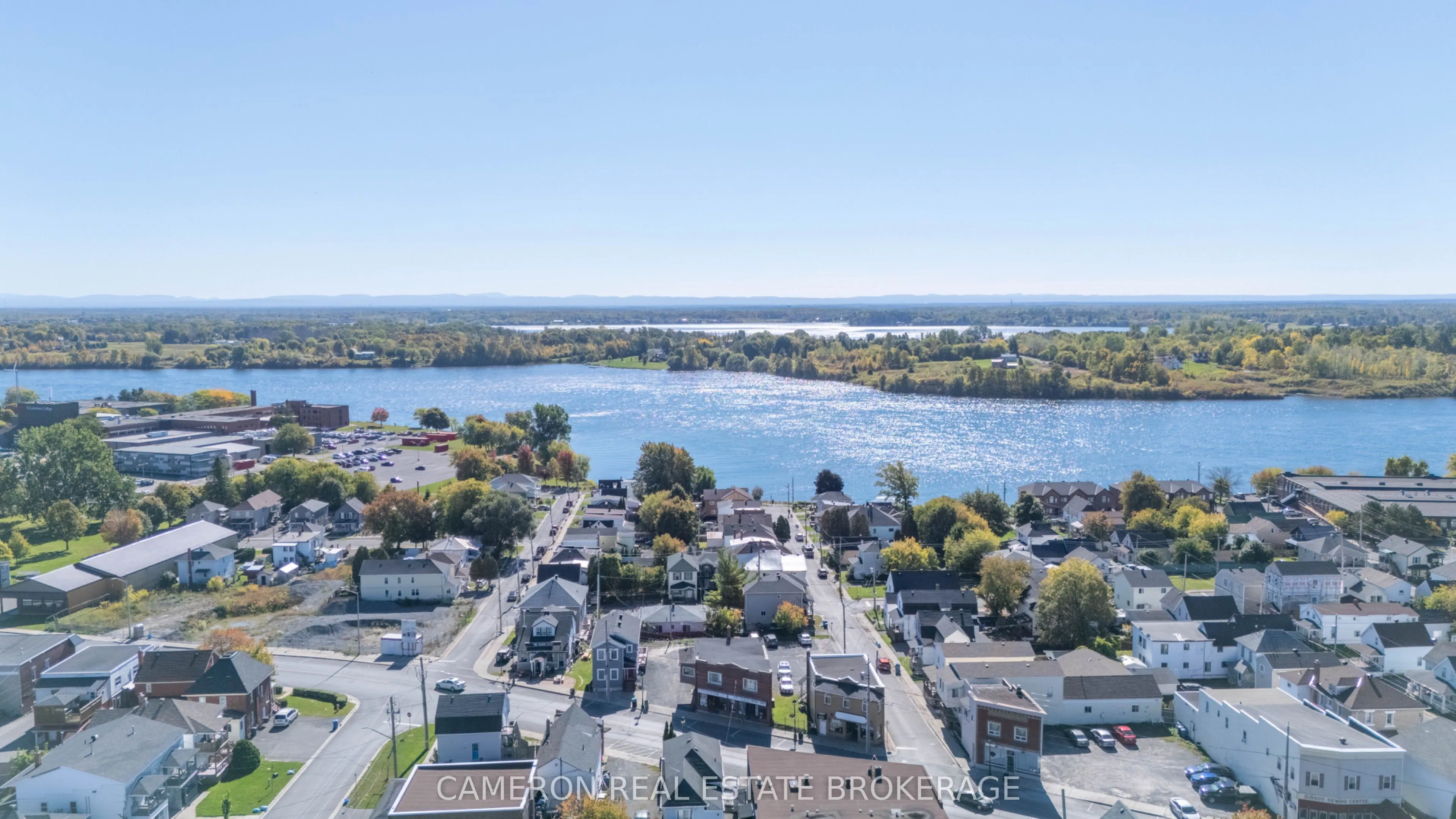 607-609-611 Montreal Road