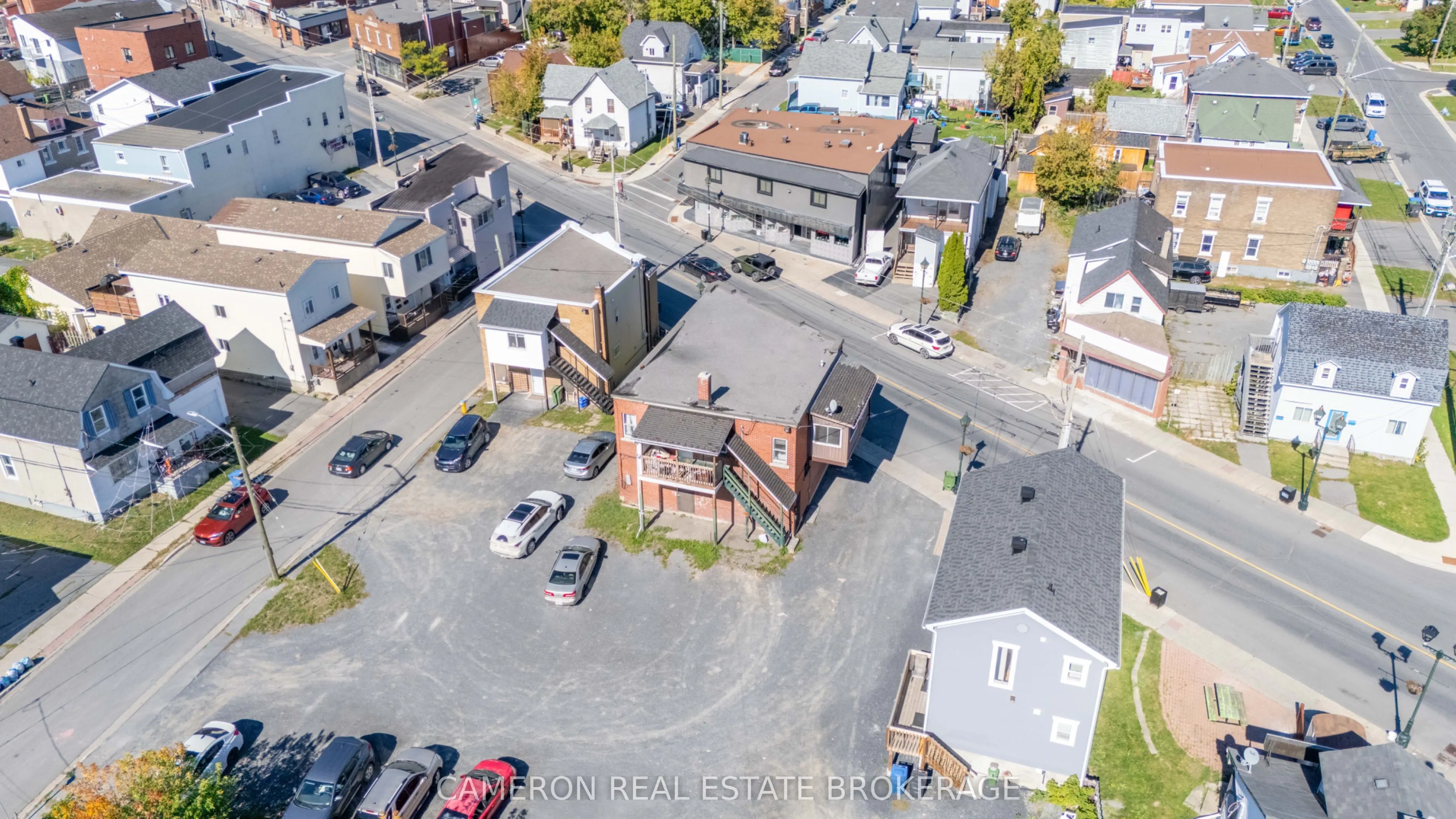 607-609-611 Montreal Road