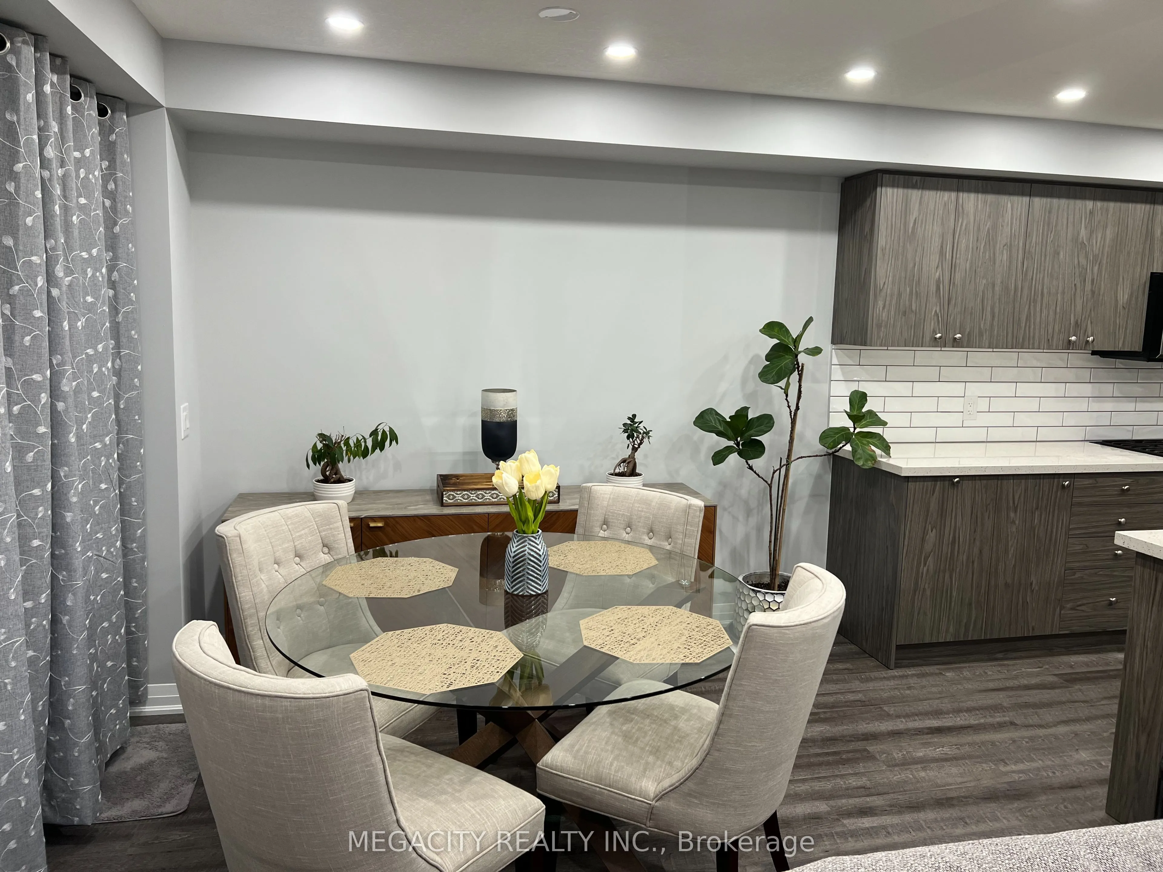 5 Oceanus Avenue