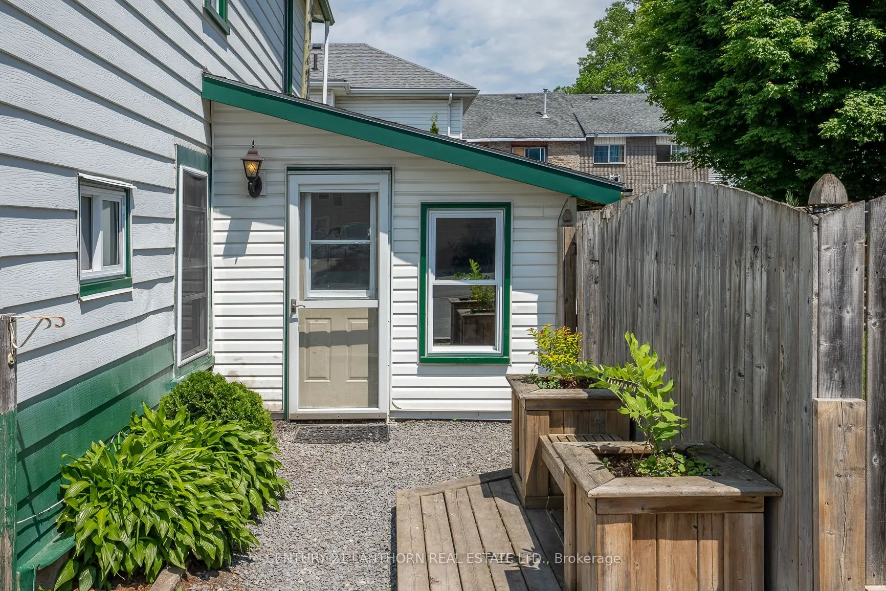 58 Picton Main Street