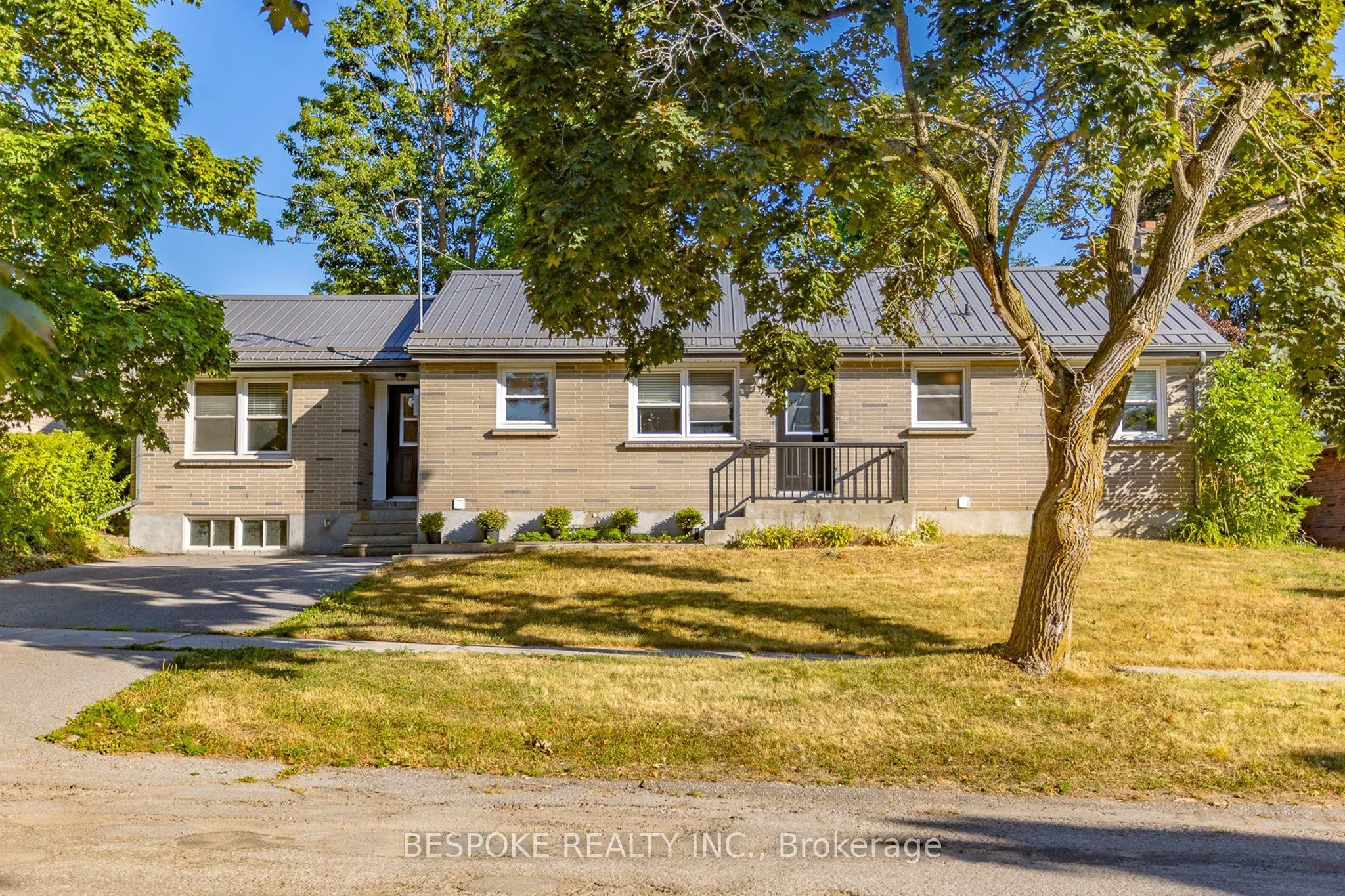 388 Aberdeen Avenue
