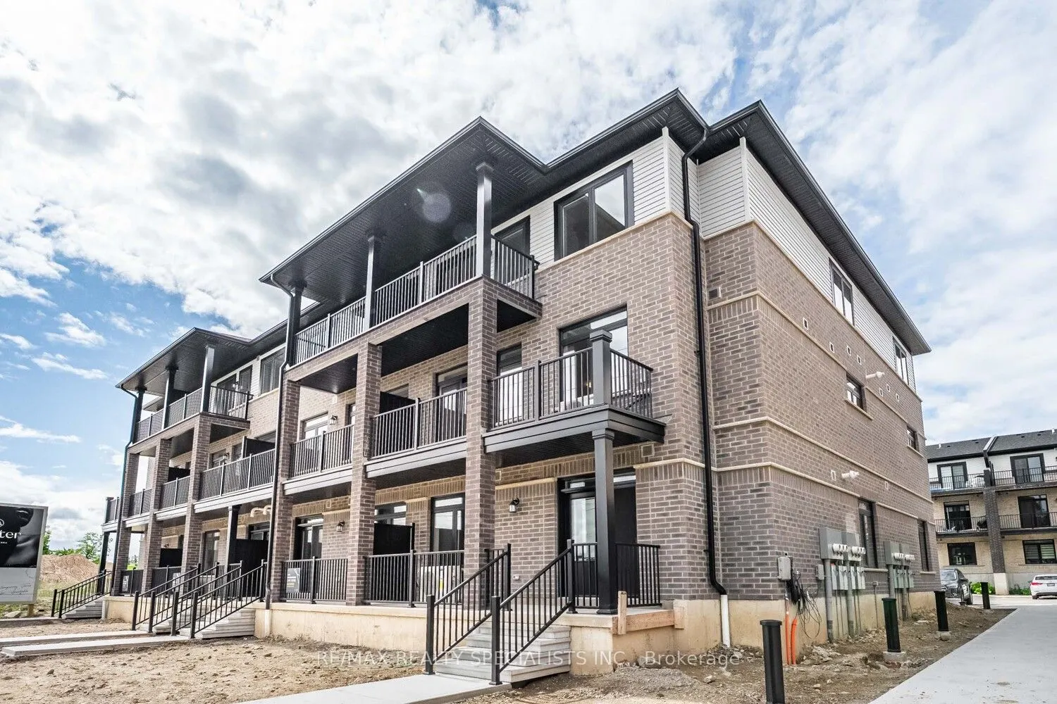 64 Thatcher Drive, #N/A